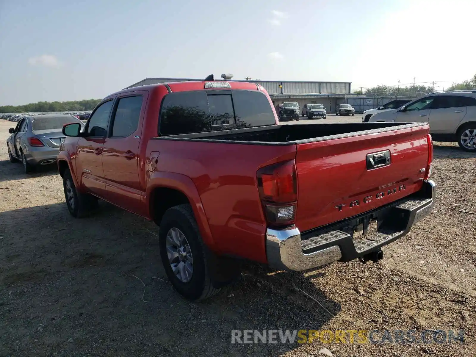 3 Photograph of a damaged car 5TFAZ5CN6KX086150 TOYOTA TACOMA 2019