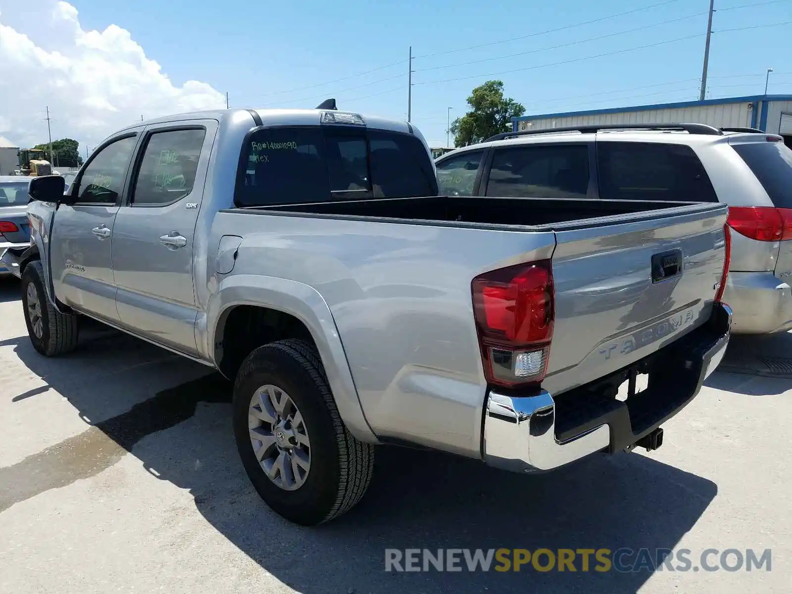 3 Photograph of a damaged car 5TFAZ5CN7KX078820 TOYOTA TACOMA 2019