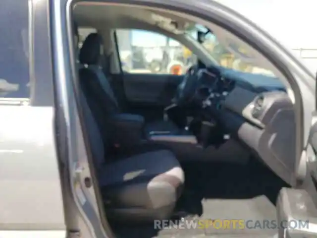 8 Photograph of a damaged car 5TFAZ5CN7KX083175 TOYOTA TACOMA 2019