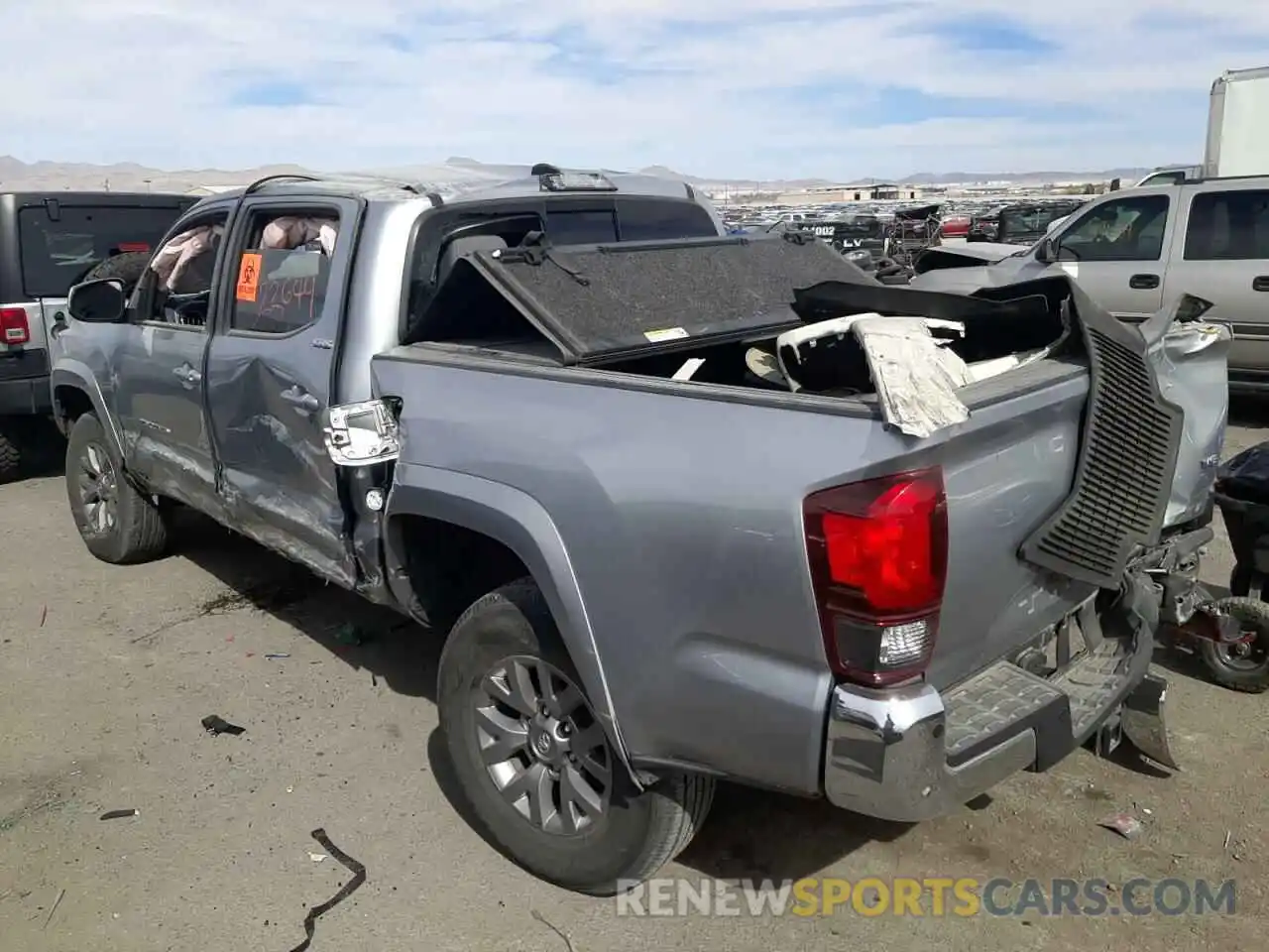 3 Photograph of a damaged car 5TFAZ5CN8KX074310 TOYOTA TACOMA 2019