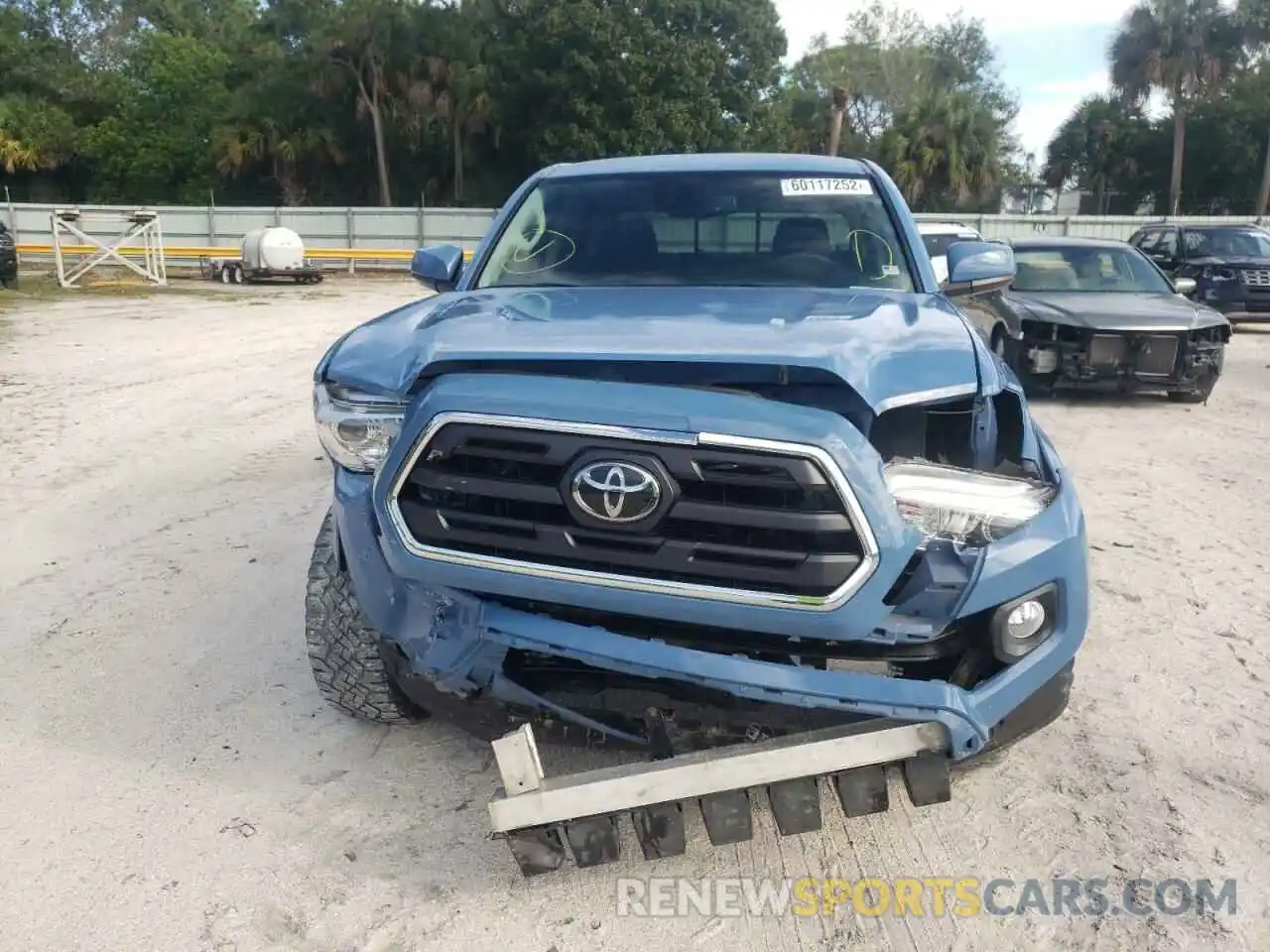 9 Photograph of a damaged car 5TFAZ5CN8KX075358 TOYOTA TACOMA 2019