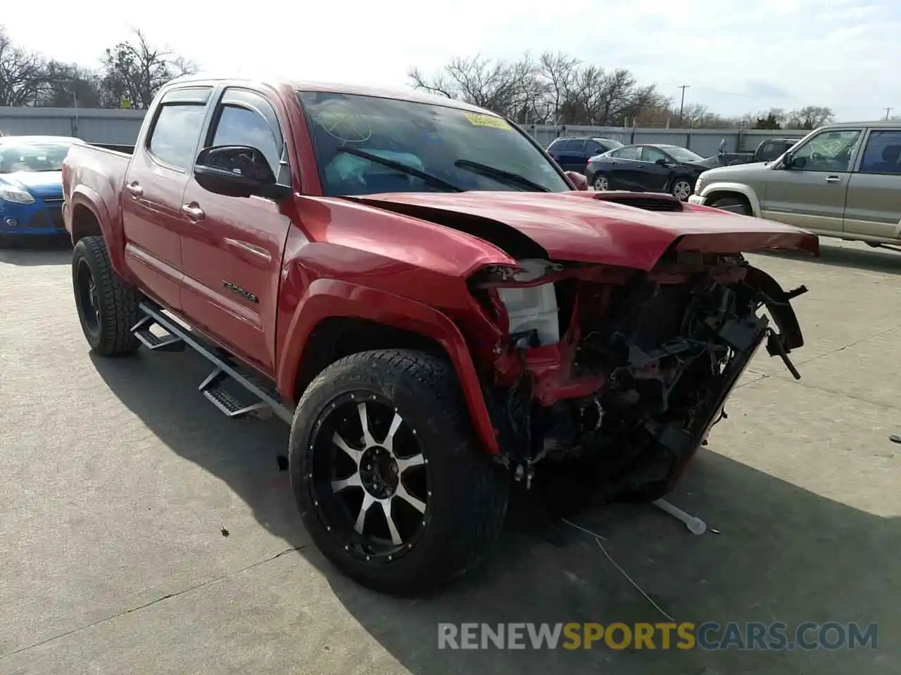 1 Photograph of a damaged car 5TFAZ5CN8KX078499 TOYOTA TACOMA 2019