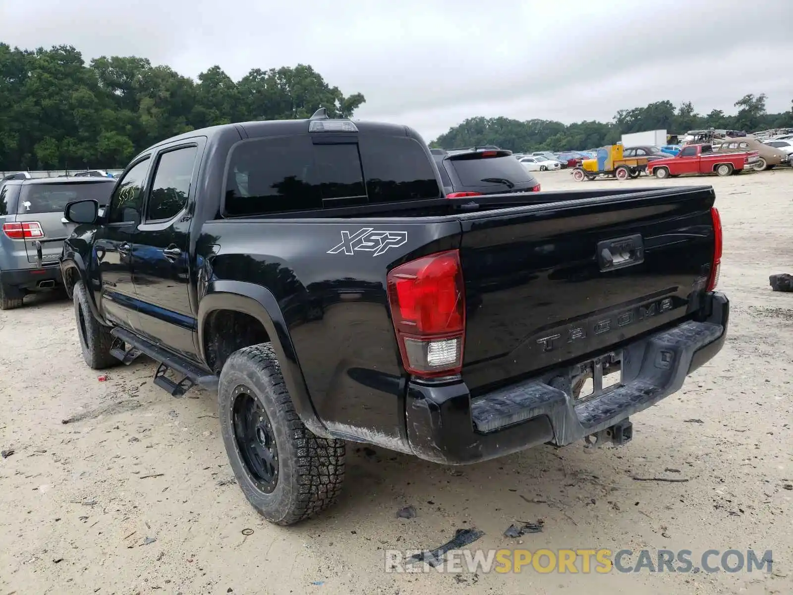 3 Photograph of a damaged car 5TFAZ5CN8KX079636 TOYOTA TACOMA 2019