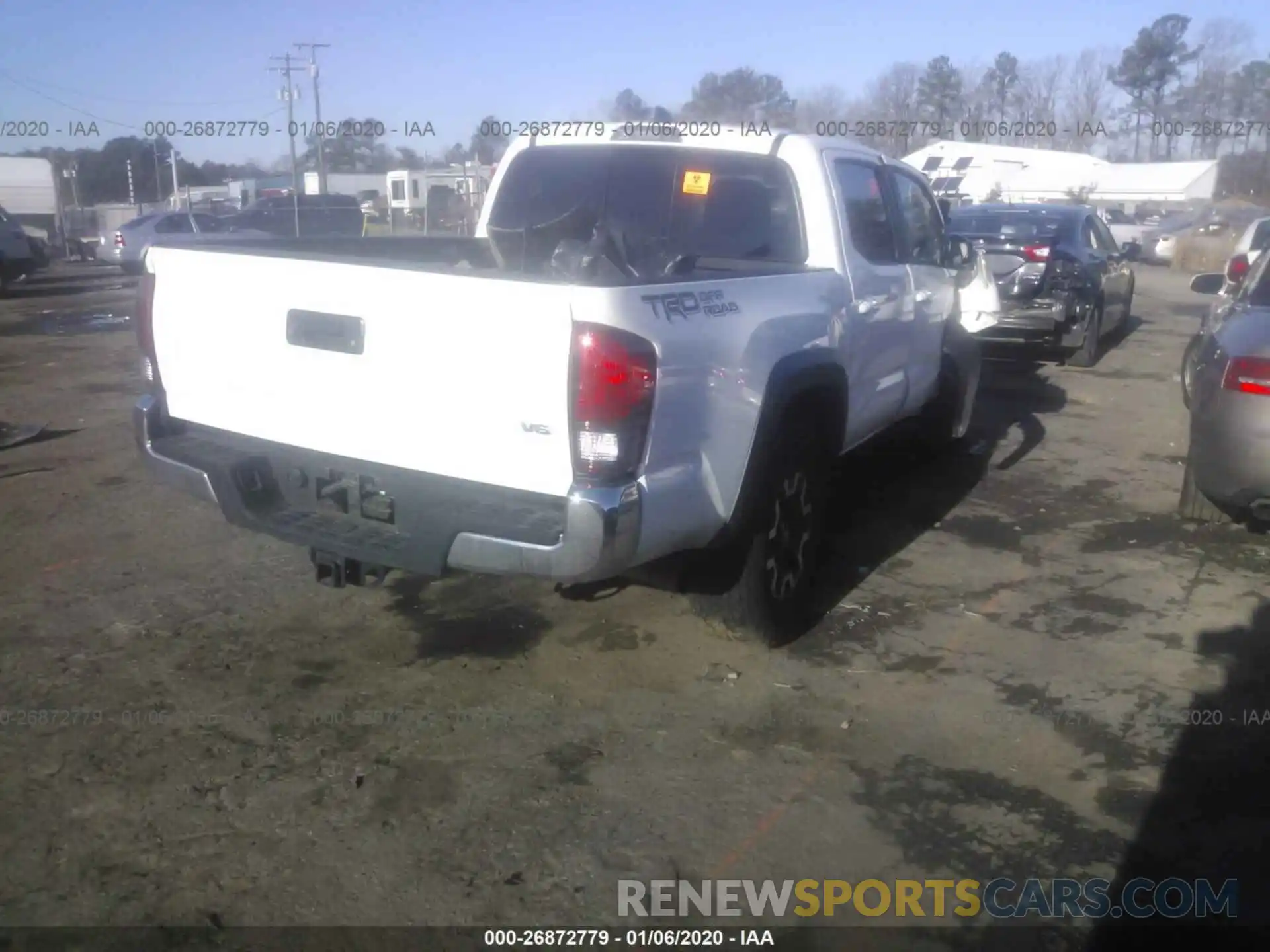 4 Photograph of a damaged car 5TFAZ5CN8KX081760 TOYOTA TACOMA 2019