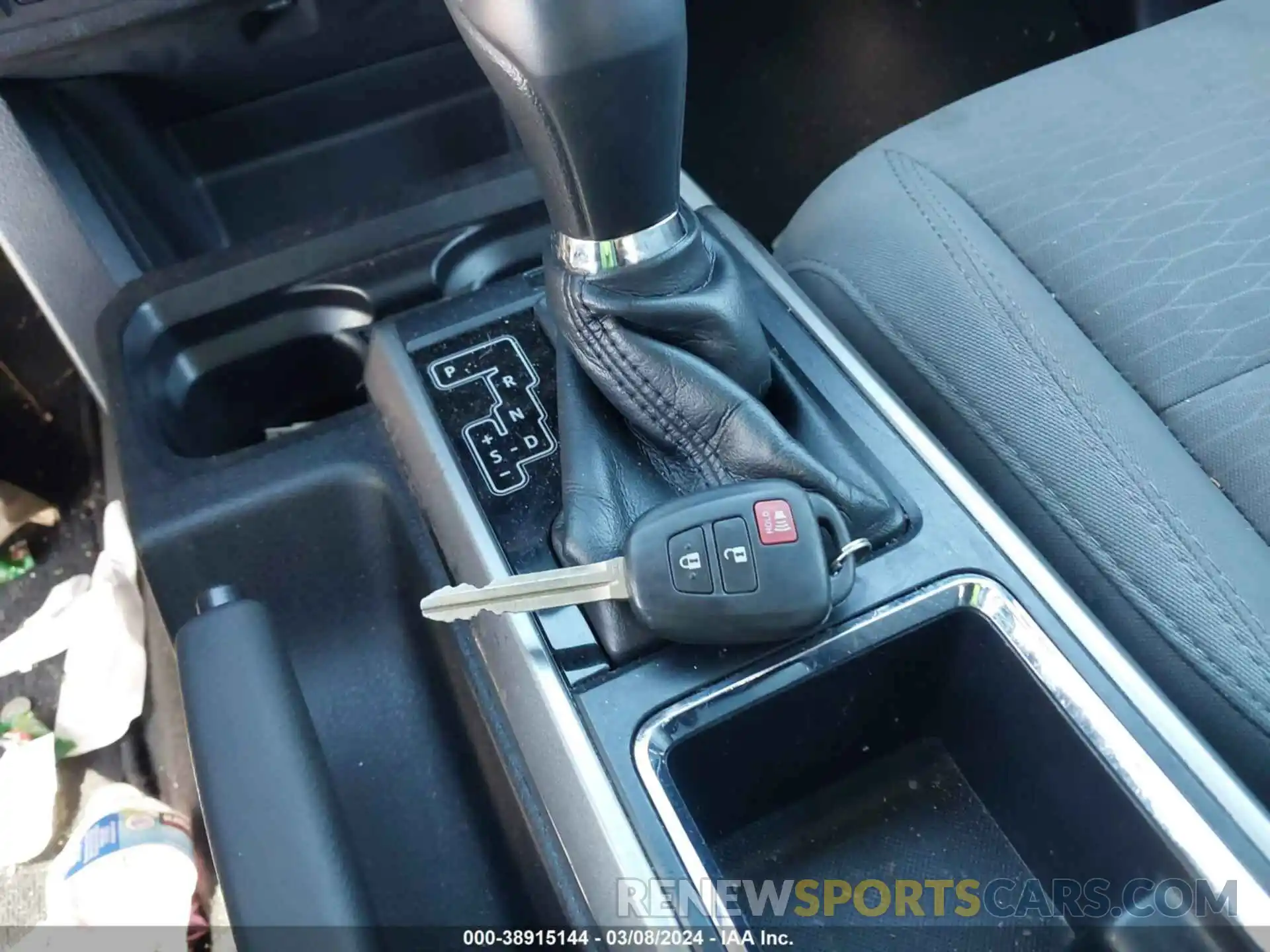 11 Photograph of a damaged car 5TFAZ5CN8KX083136 TOYOTA TACOMA 2019