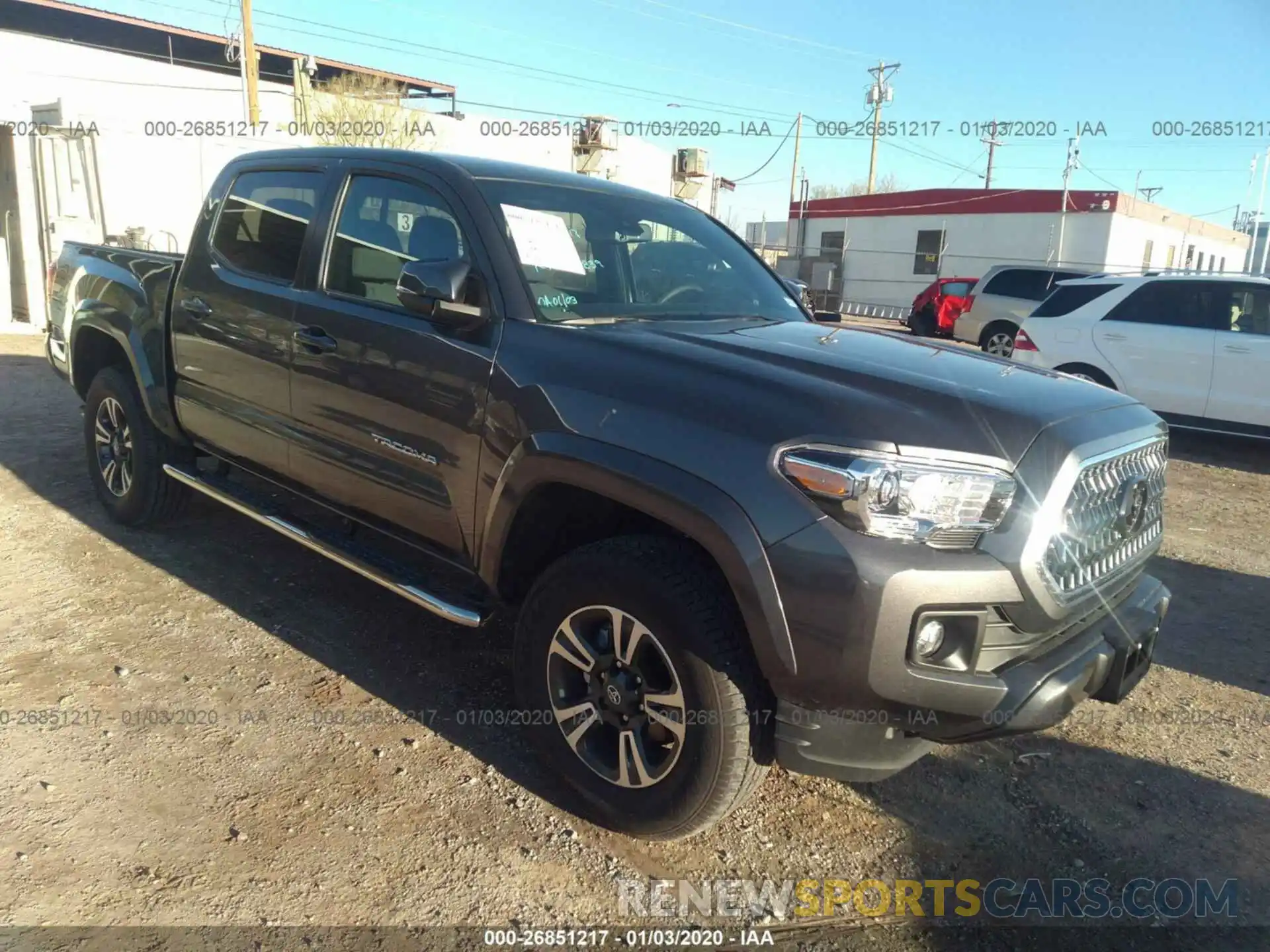 1 Фотография поврежденного автомобиля 5TFAZ5CN8KX085839 TOYOTA TACOMA 2019