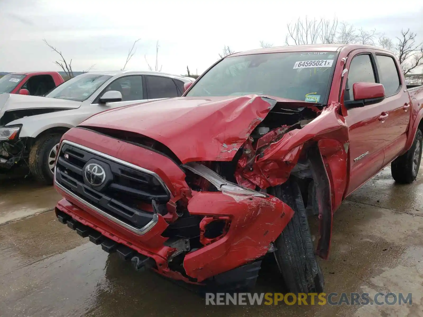 9 Photograph of a damaged car 5TFAZ5CN9KX075627 TOYOTA TACOMA 2019