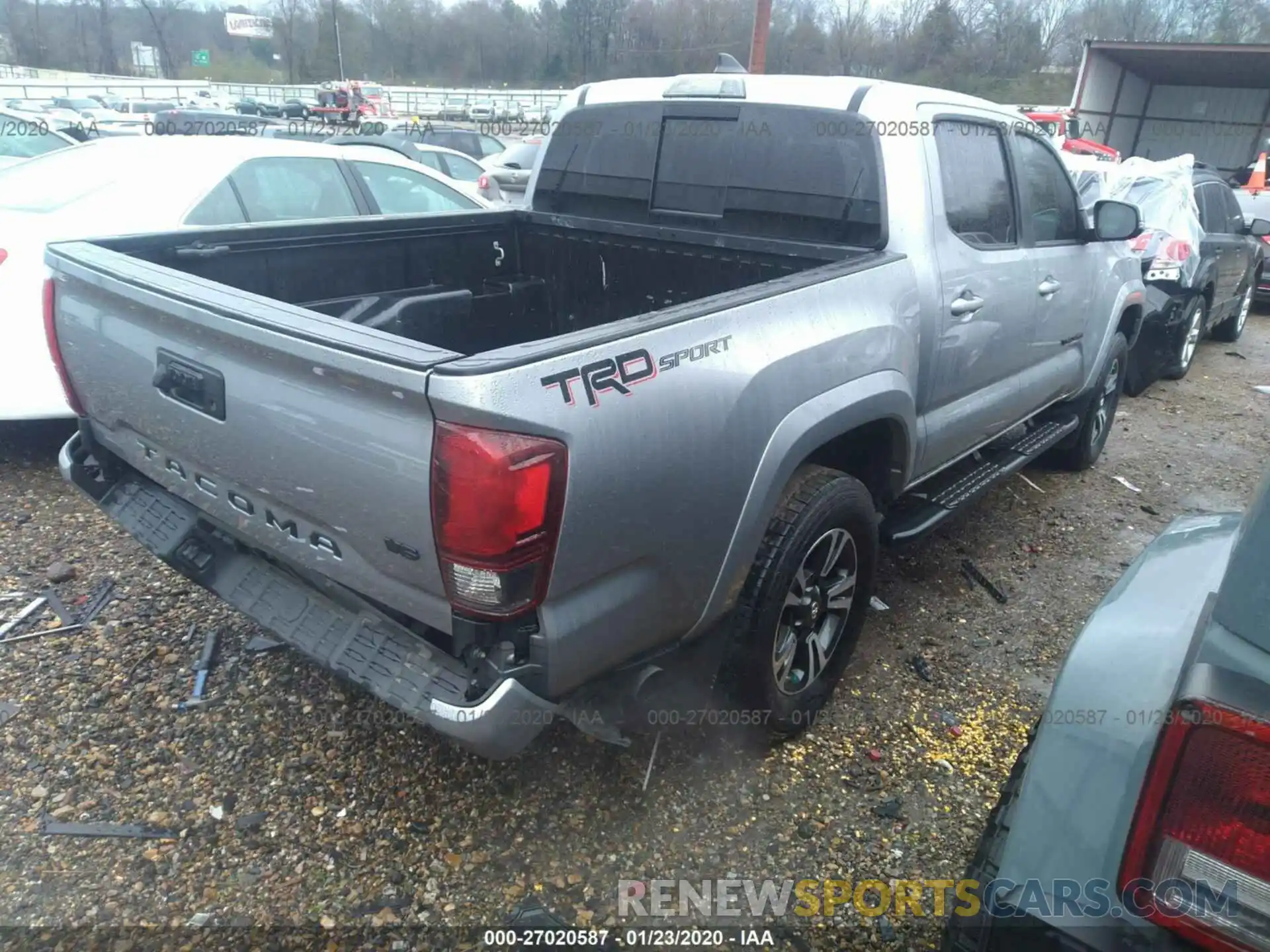 4 Фотография поврежденного автомобиля 5TFAZ5CN9KX076311 TOYOTA TACOMA 2019