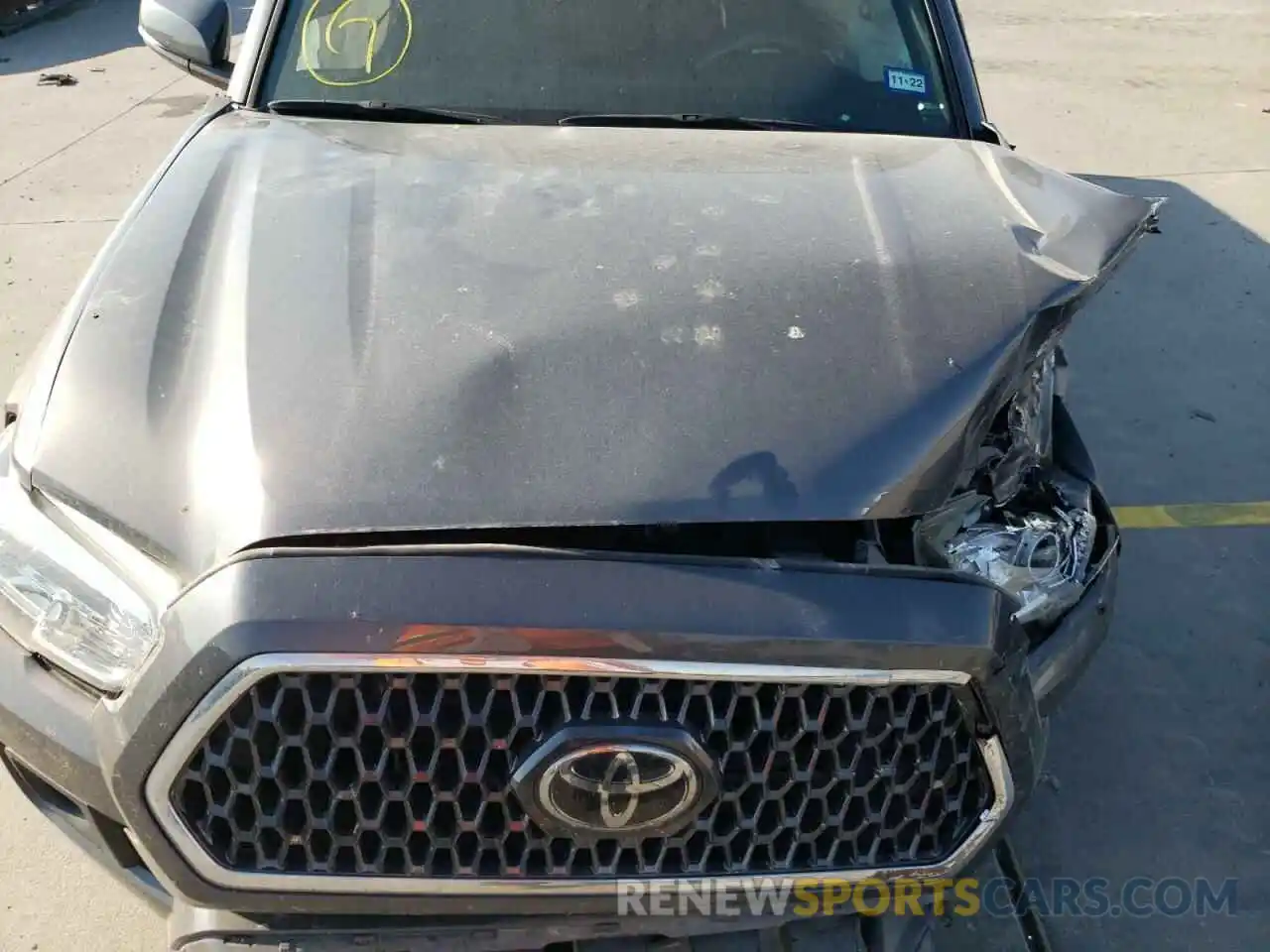 7 Photograph of a damaged car 5TFAZ5CN9KX079287 TOYOTA TACOMA 2019