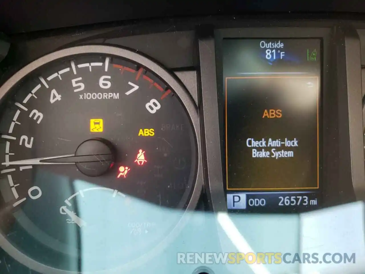 8 Photograph of a damaged car 5TFAZ5CN9KX079354 TOYOTA TACOMA 2019