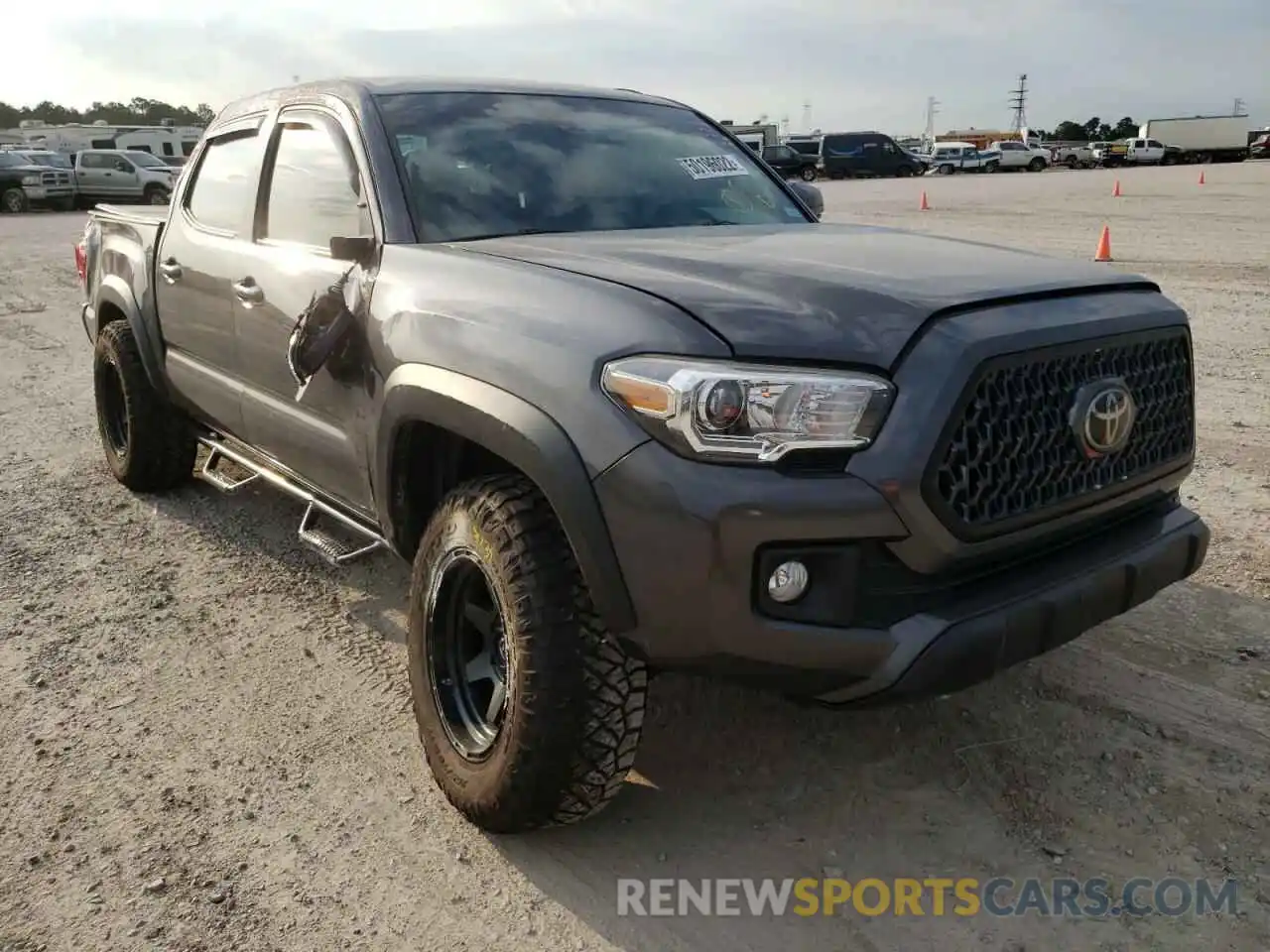 1 Photograph of a damaged car 5TFAZ5CN9KX081654 TOYOTA TACOMA 2019