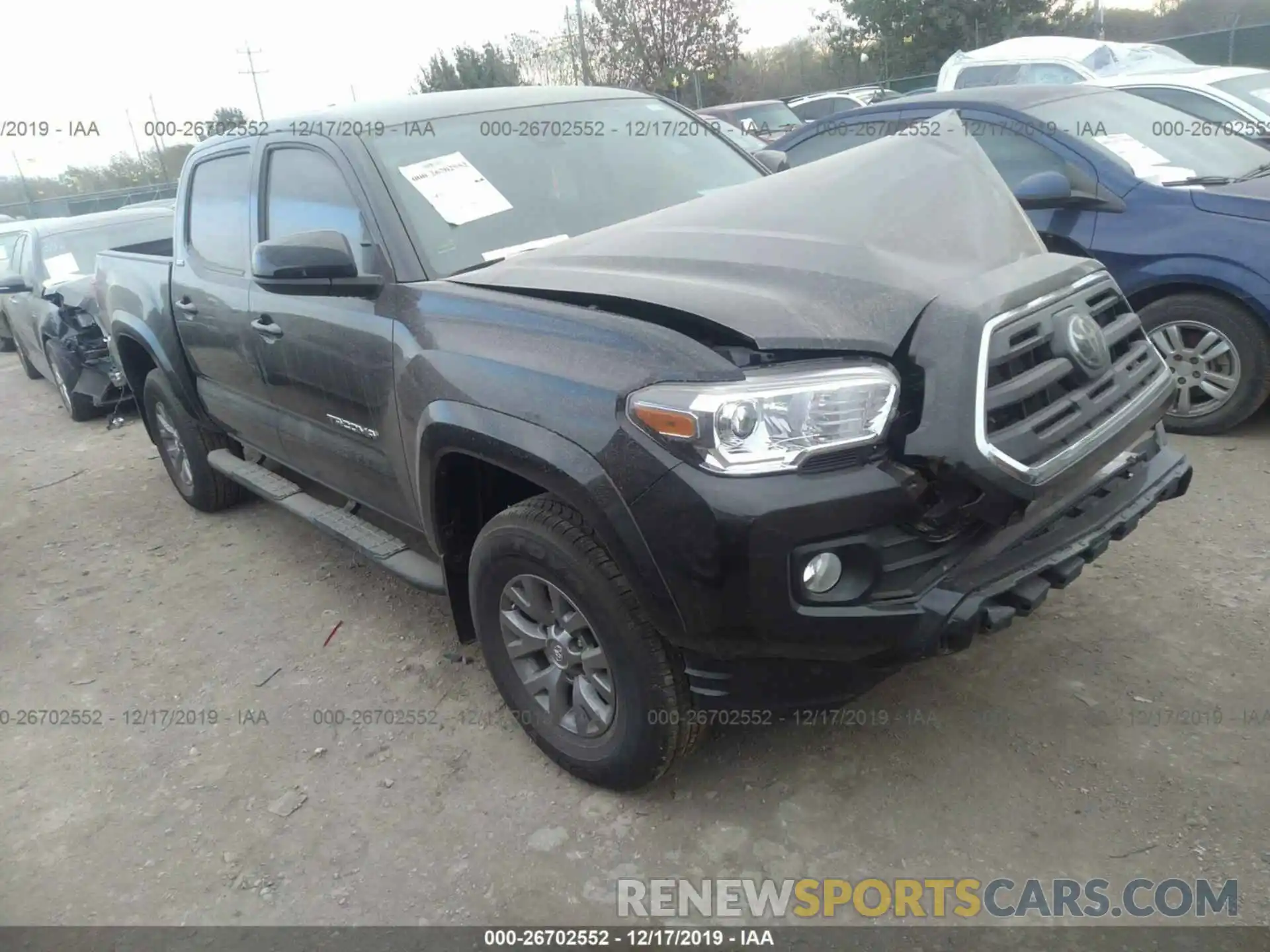 1 Фотография поврежденного автомобиля 5TFAZ5CN9KX082691 TOYOTA TACOMA 2019