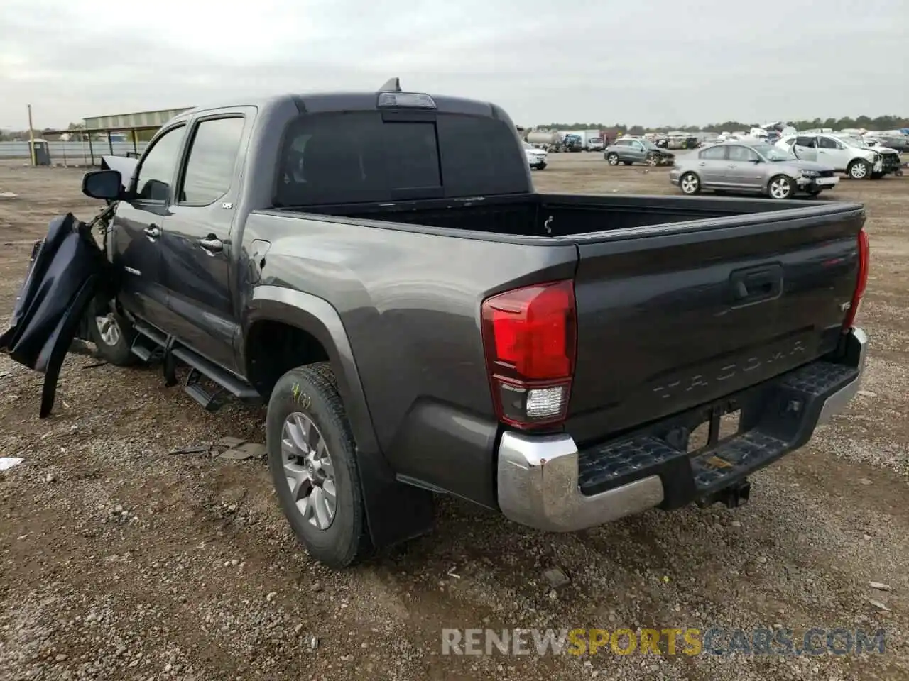 3 Photograph of a damaged car 5TFAZ5CN9KX086207 TOYOTA TACOMA 2019