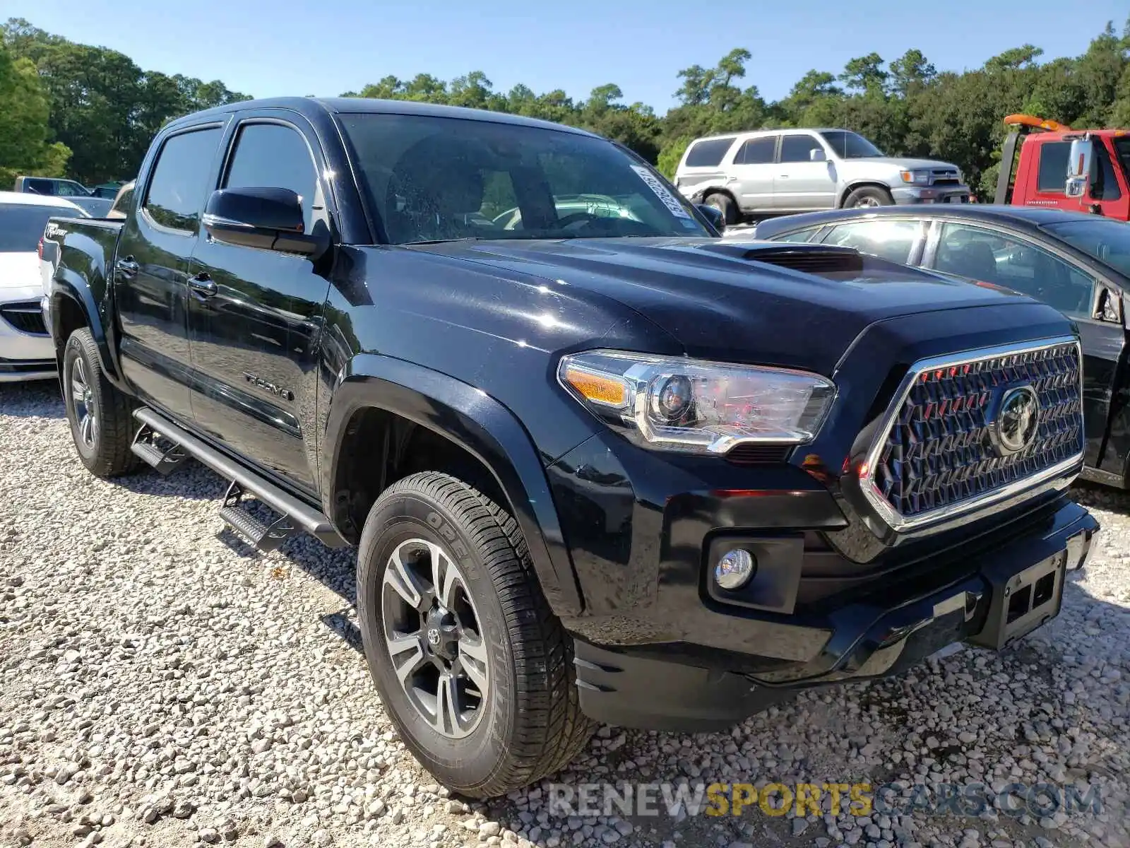 1 Photograph of a damaged car 5TFAZ5CN9KX086904 TOYOTA TACOMA 2019