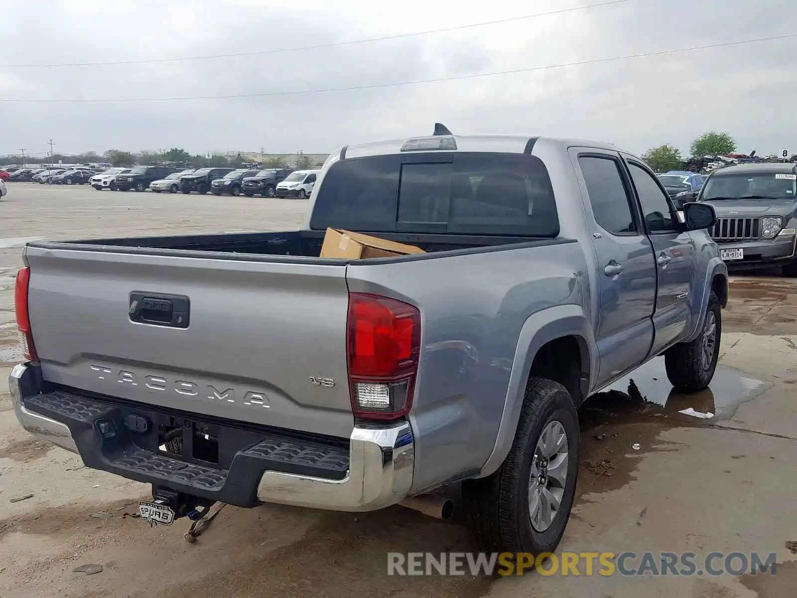 4 Photograph of a damaged car 5TFAZ5CN9KX087101 TOYOTA TACOMA 2019