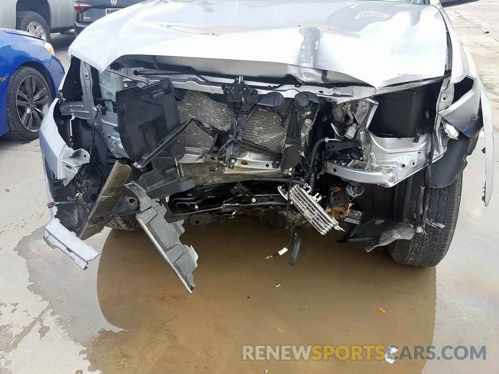 9 Photograph of a damaged car 5TFAZ5CN9KX087101 TOYOTA TACOMA 2019