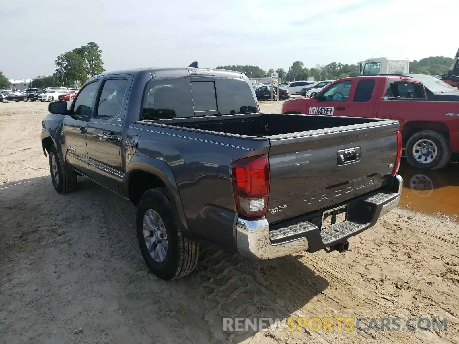 3 Photograph of a damaged car 5TFAZ5CN9KX087440 TOYOTA TACOMA 2019