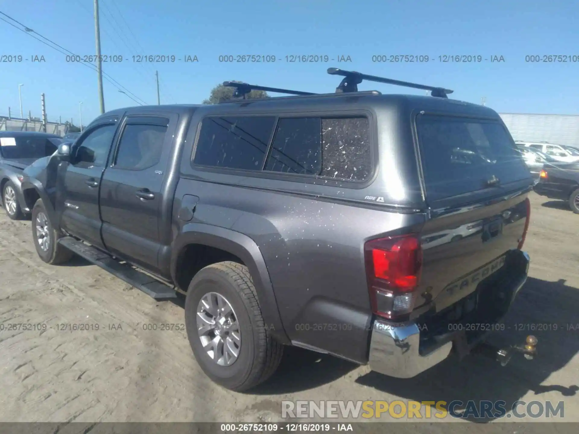 3 Фотография поврежденного автомобиля 5TFAZ5CNXKX079699 TOYOTA TACOMA 2019