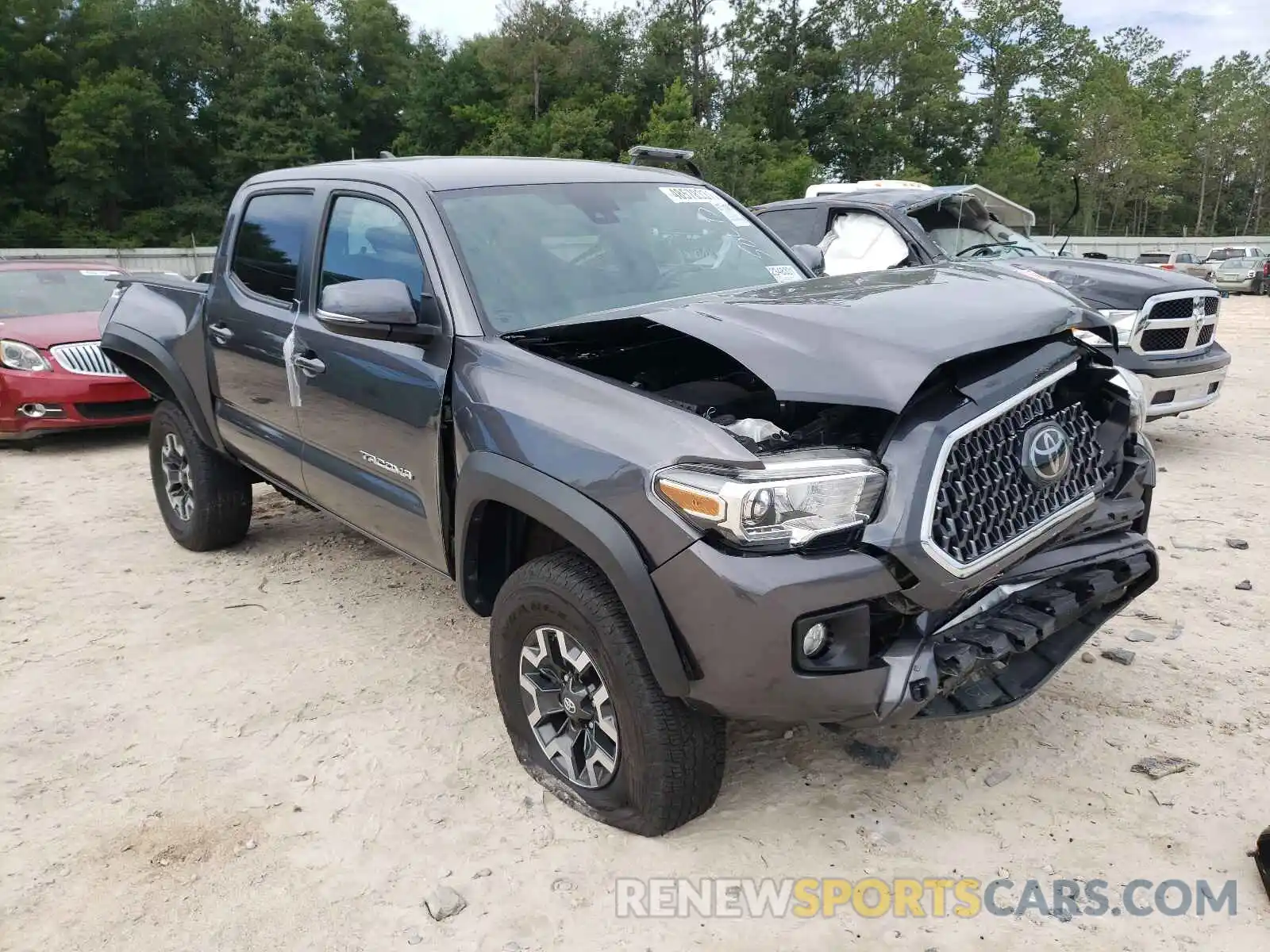 1 Photograph of a damaged car 5TFAZ5CNXKX080027 TOYOTA TACOMA 2019