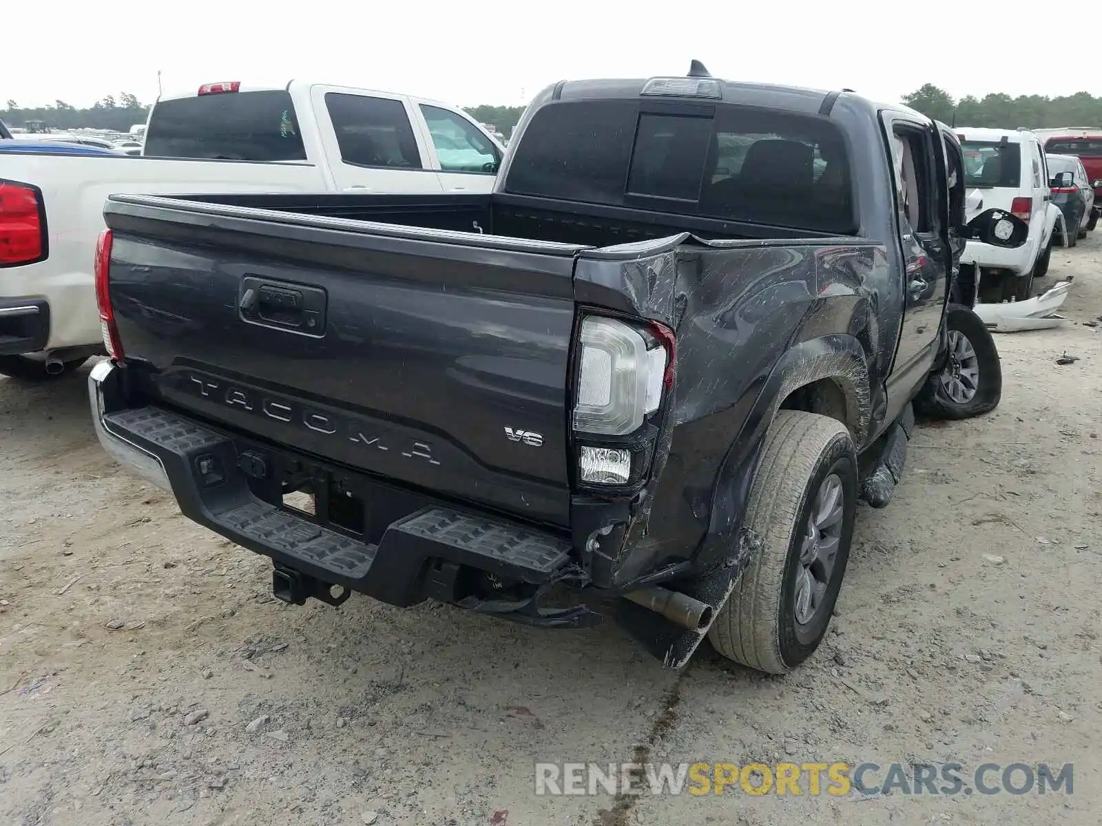 4 Фотография поврежденного автомобиля 5TFAZ5CNXKX080481 TOYOTA TACOMA 2019