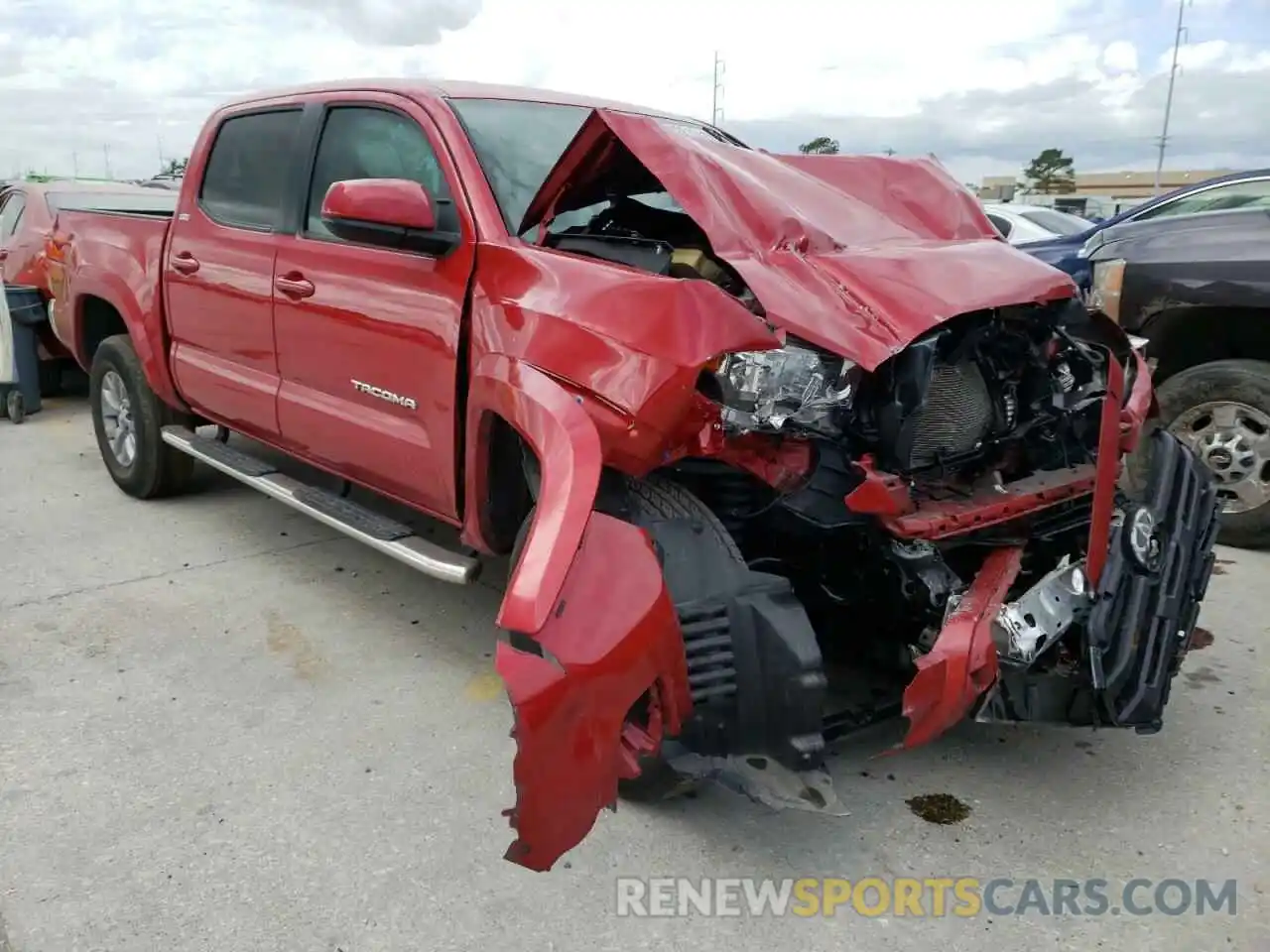 1 Photograph of a damaged car 5TFAZ5CNXKX087446 TOYOTA TACOMA 2019