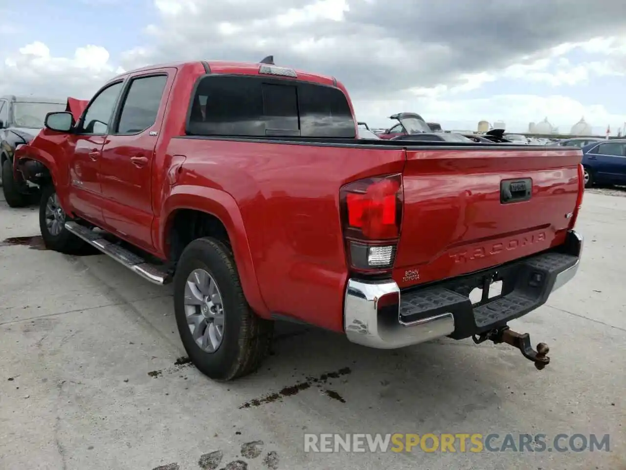 3 Photograph of a damaged car 5TFAZ5CNXKX087446 TOYOTA TACOMA 2019