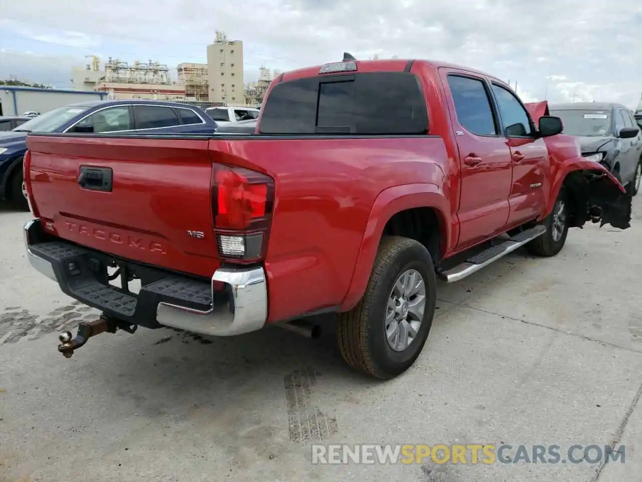 4 Фотография поврежденного автомобиля 5TFAZ5CNXKX087446 TOYOTA TACOMA 2019