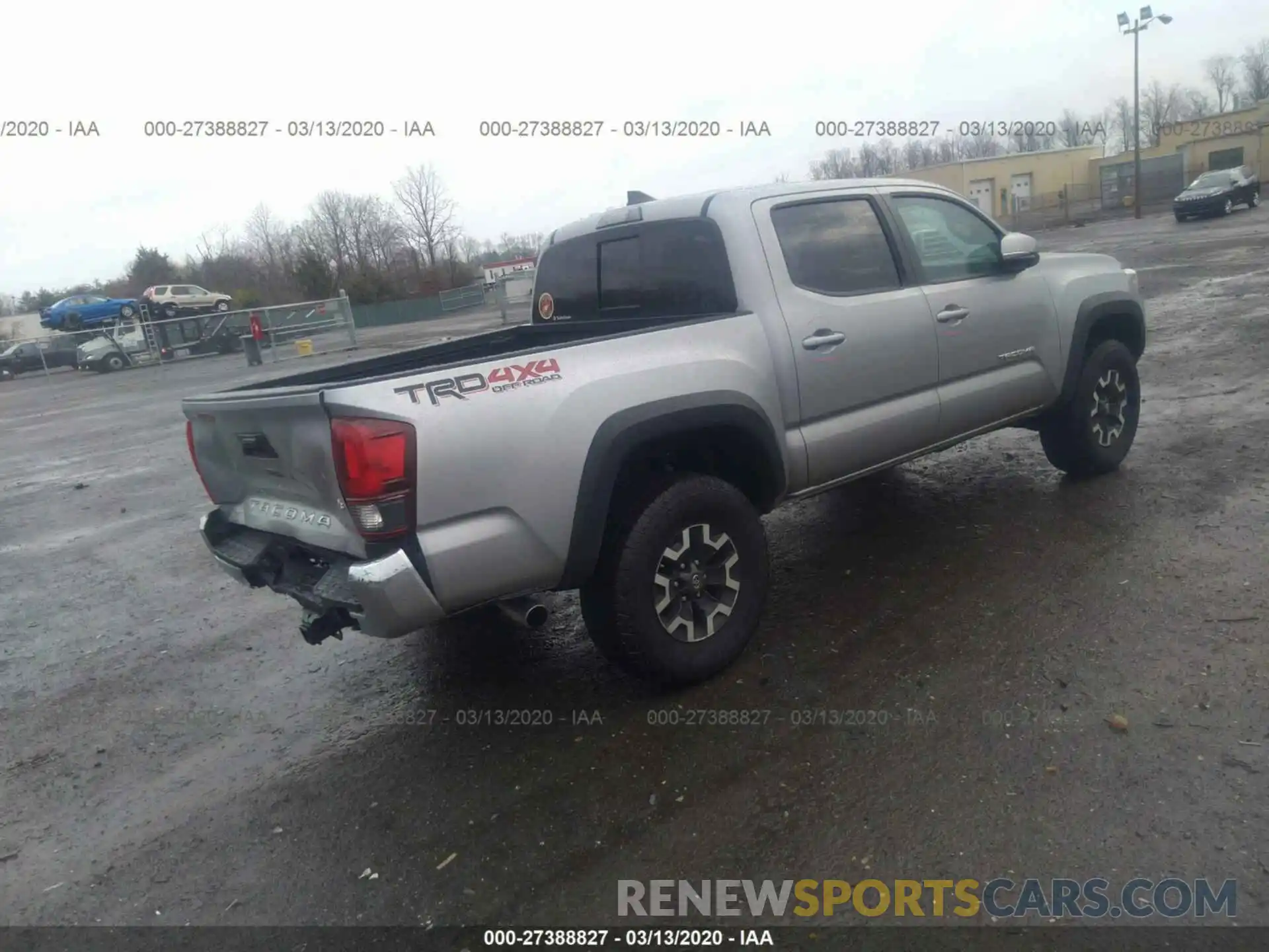 4 Фотография поврежденного автомобиля 5TFCZ5AN0KX174350 TOYOTA TACOMA 2019