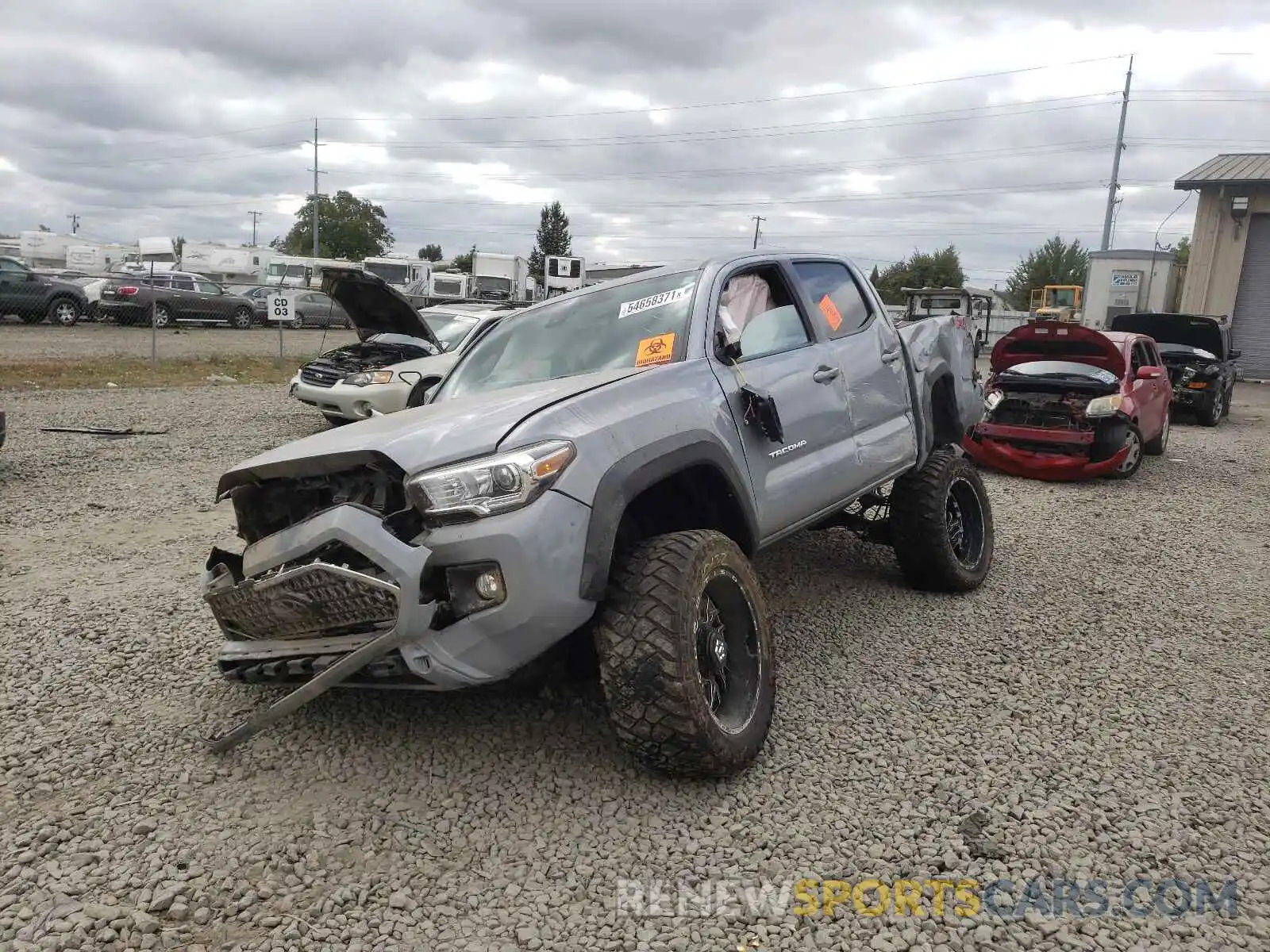 9 Photograph of a damaged car 5TFCZ5AN0KX176261 TOYOTA TACOMA 2019