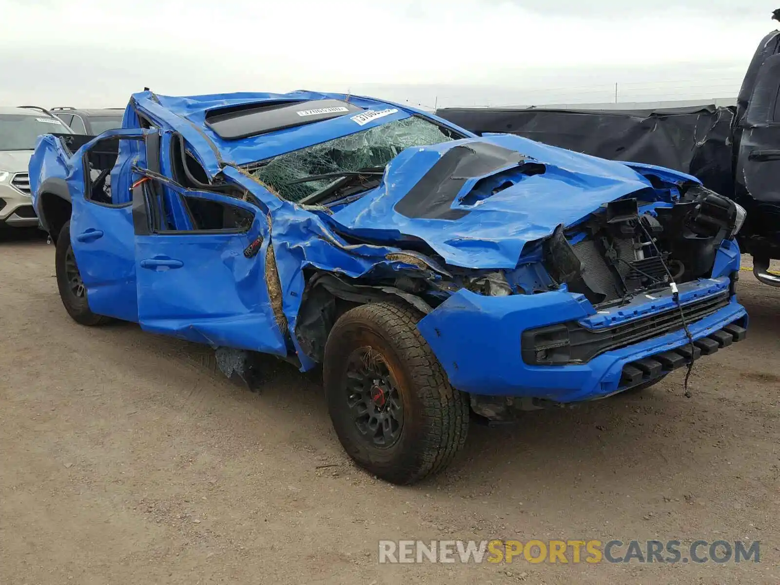 1 Photograph of a damaged car 5TFCZ5AN0KX180097 TOYOTA TACOMA 2019