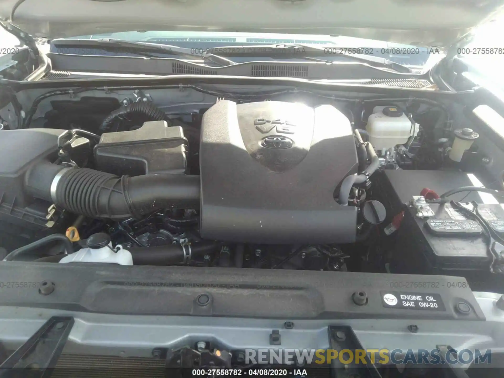 10 Photograph of a damaged car 5TFCZ5AN0KX188054 TOYOTA TACOMA 2019