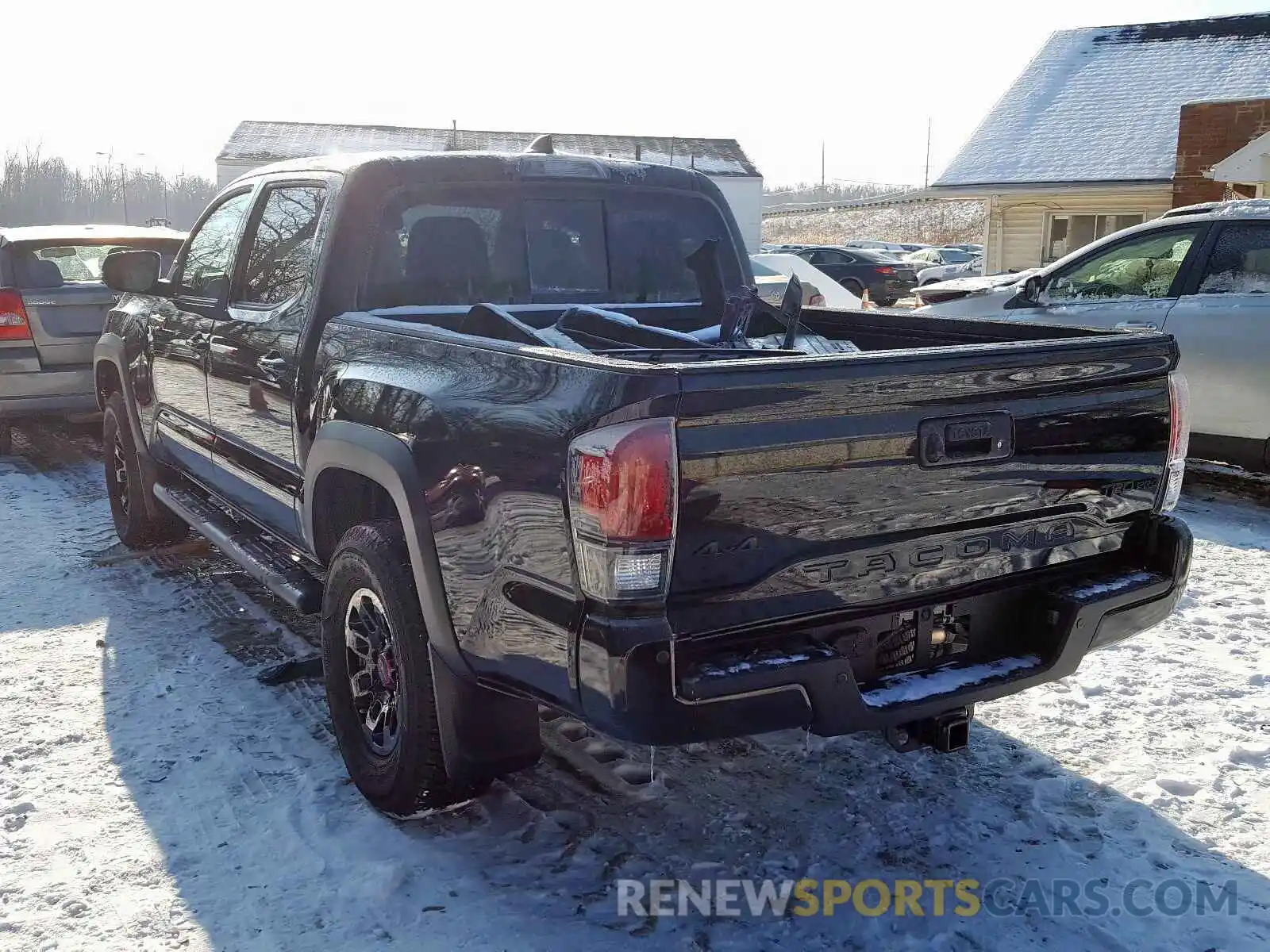 3 Photograph of a damaged car 5TFCZ5AN0KX191343 TOYOTA TACOMA 2019