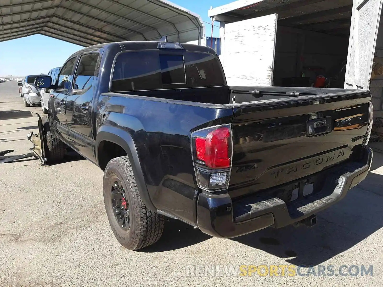 3 Photograph of a damaged car 5TFCZ5AN0KX209789 TOYOTA TACOMA 2019