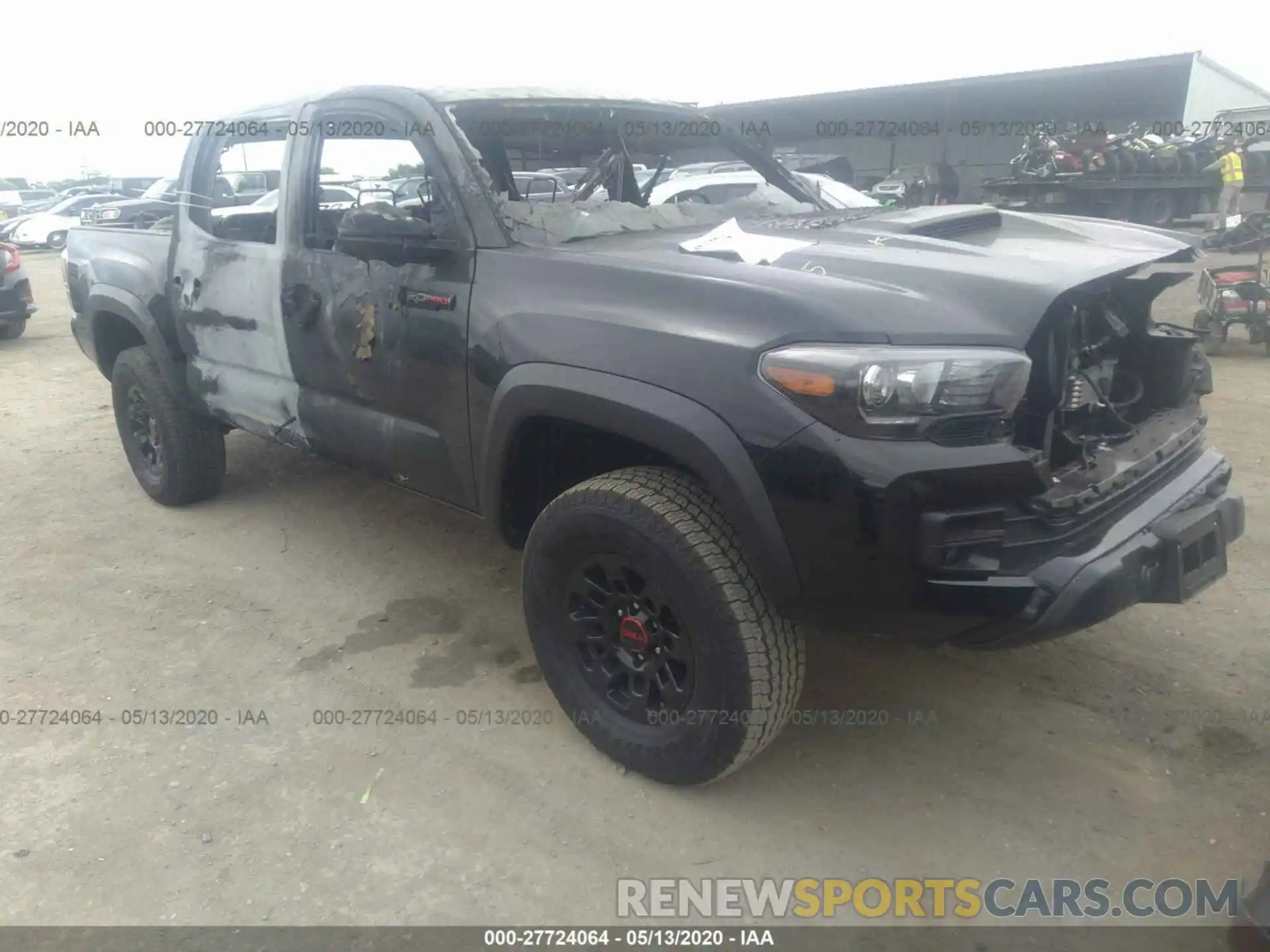 1 Фотография поврежденного автомобиля 5TFCZ5AN0KX212014 TOYOTA TACOMA 2019