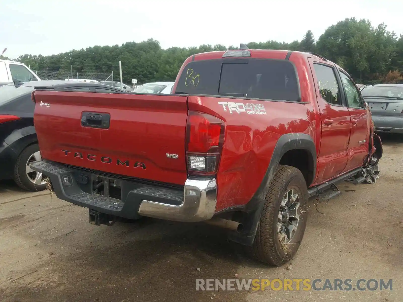 4 Photograph of a damaged car 5TFCZ5AN1KX166936 TOYOTA TACOMA 2019