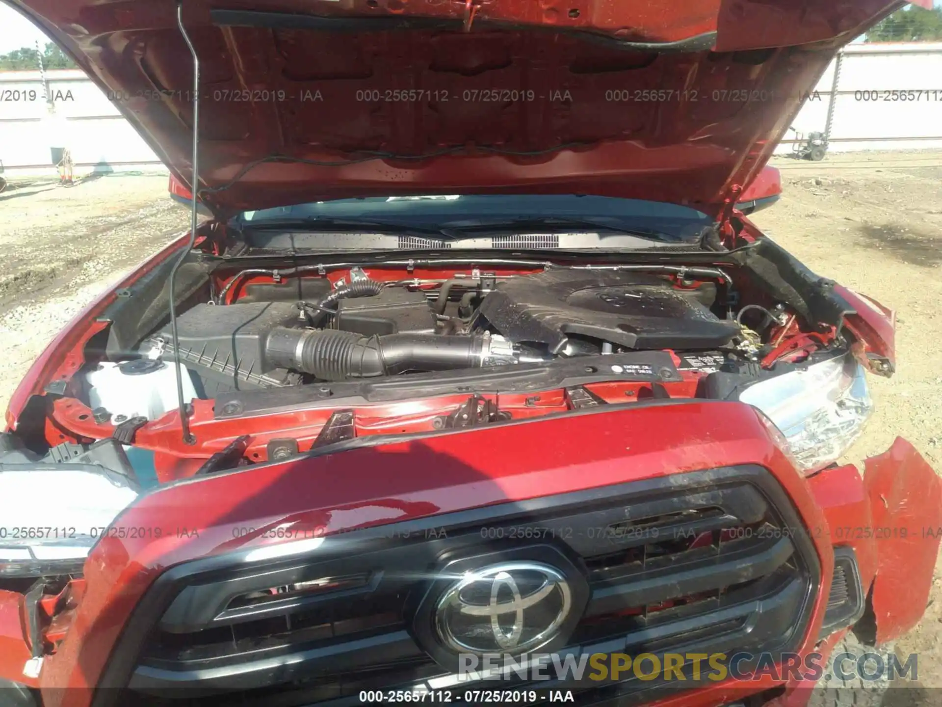 10 Photograph of a damaged car 5TFCZ5AN1KX168511 TOYOTA TACOMA 2019