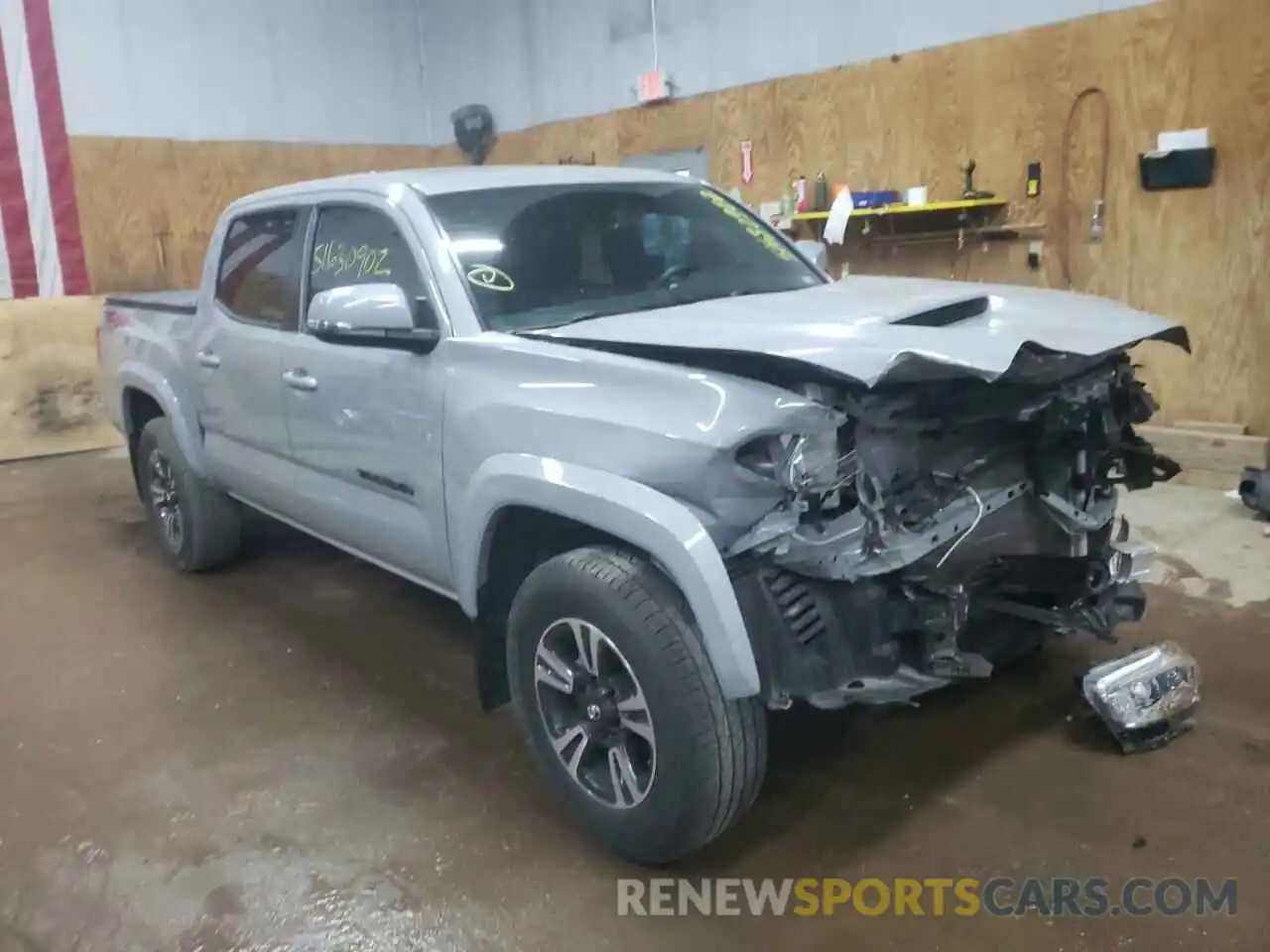 1 Photograph of a damaged car 5TFCZ5AN1KX173028 TOYOTA TACOMA 2019