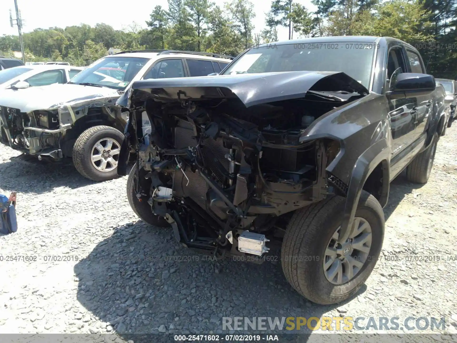 6 Photograph of a damaged car 5TFCZ5AN1KX175202 TOYOTA TACOMA 2019