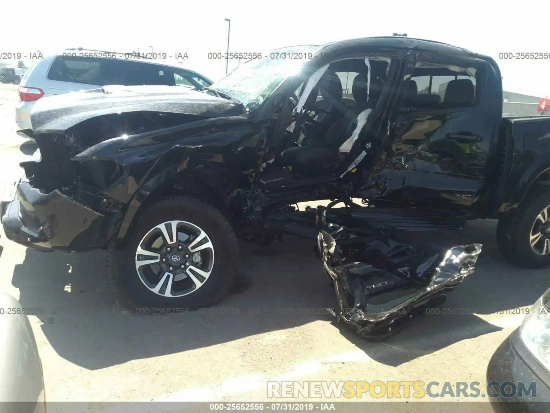 6 Photograph of a damaged car 5TFCZ5AN1KX178214 TOYOTA TACOMA 2019