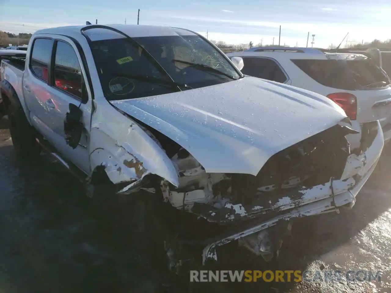 9 Photograph of a damaged car 5TFCZ5AN1KX181811 TOYOTA TACOMA 2019