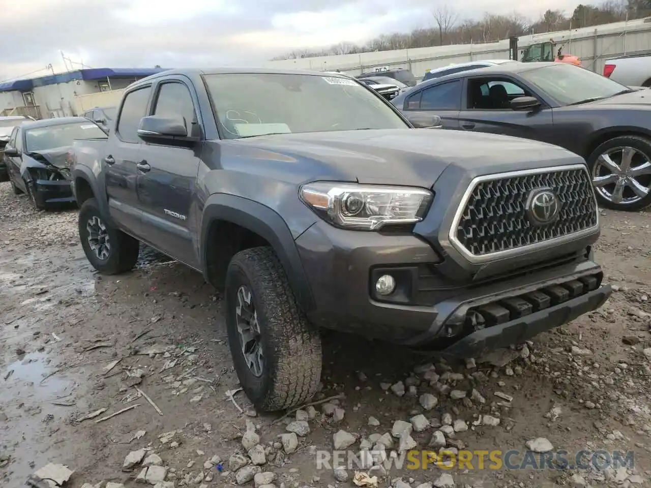 1 Photograph of a damaged car 5TFCZ5AN1KX183090 TOYOTA TACOMA 2019