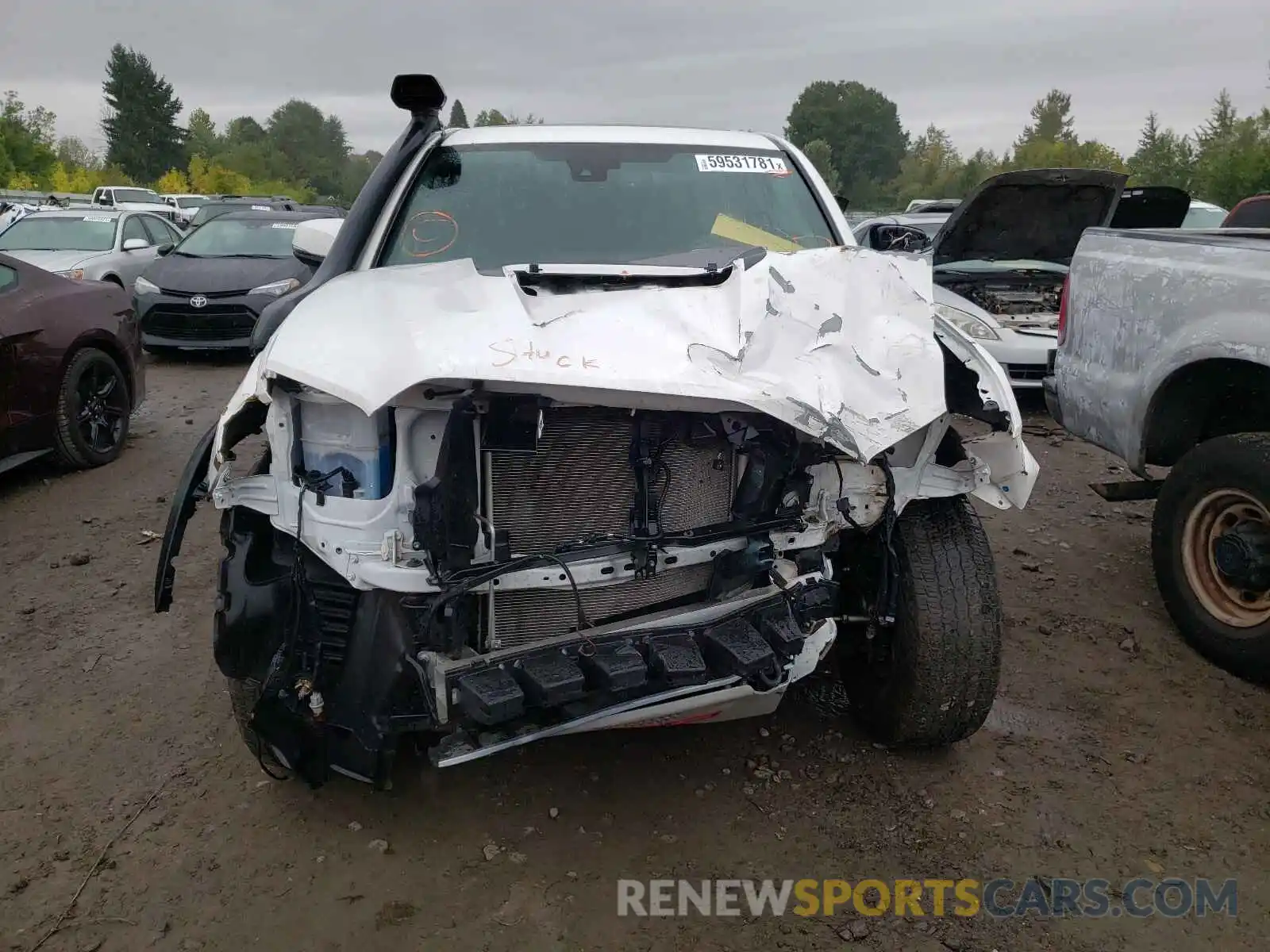 9 Photograph of a damaged car 5TFCZ5AN1KX188998 TOYOTA TACOMA 2019