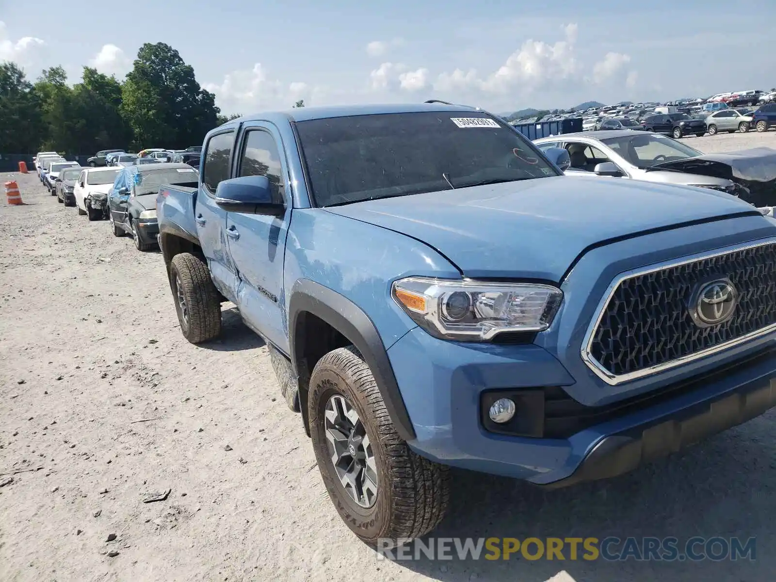 1 Photograph of a damaged car 5TFCZ5AN1KX190783 TOYOTA TACOMA 2019