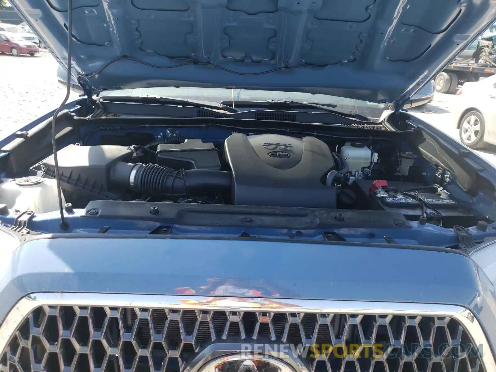 7 Photograph of a damaged car 5TFCZ5AN1KX190783 TOYOTA TACOMA 2019