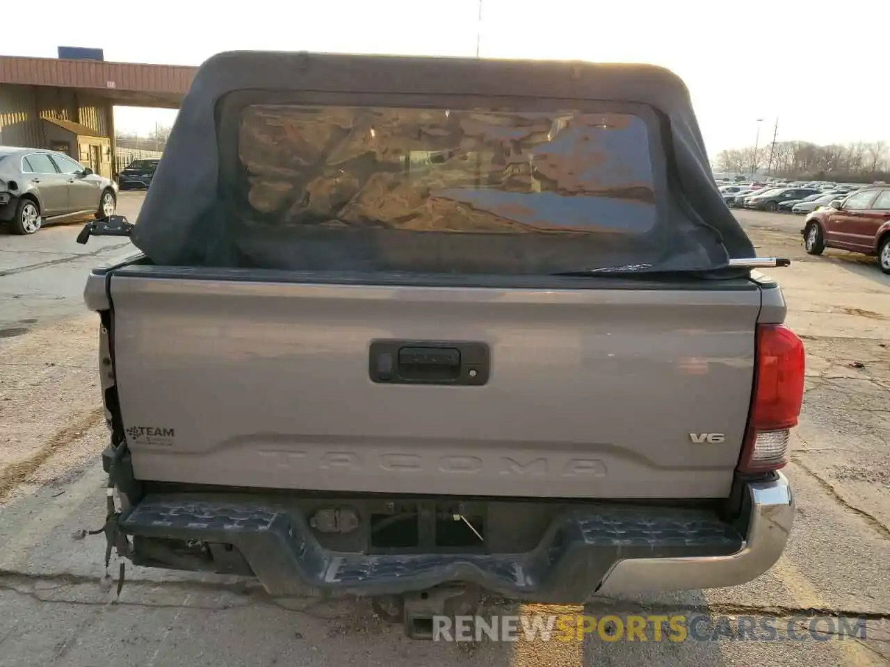 6 Photograph of a damaged car 5TFCZ5AN1KX199984 TOYOTA TACOMA 2019