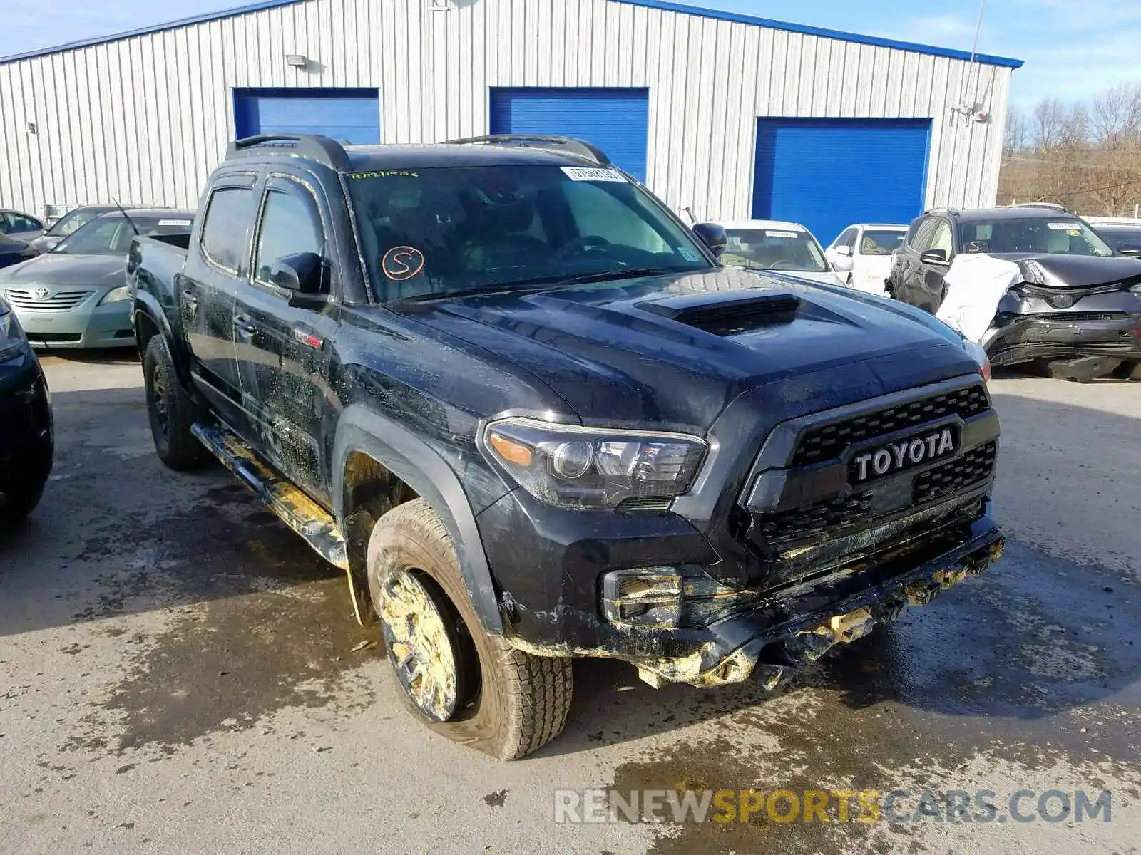 1 Photograph of a damaged car 5TFCZ5AN1KX202141 TOYOTA TACOMA 2019