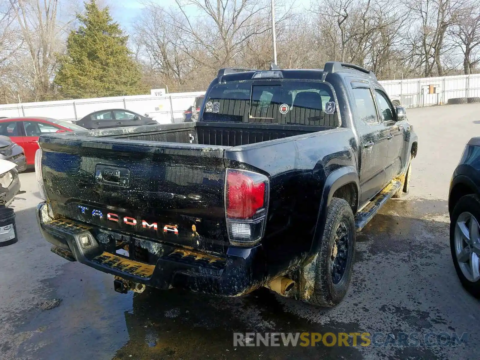 4 Photograph of a damaged car 5TFCZ5AN1KX202141 TOYOTA TACOMA 2019