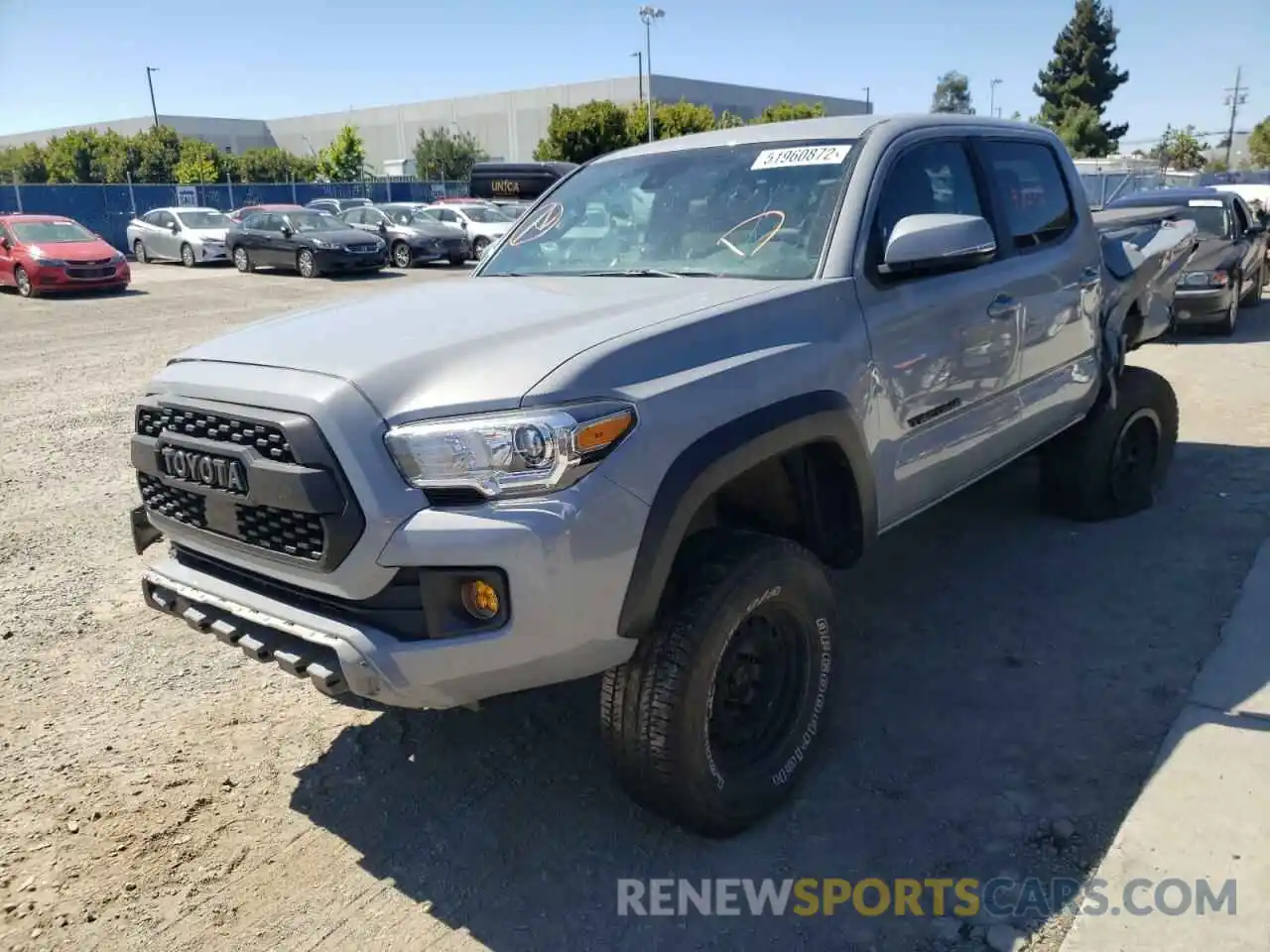 2 Фотография поврежденного автомобиля 5TFCZ5AN1KX209624 TOYOTA TACOMA 2019