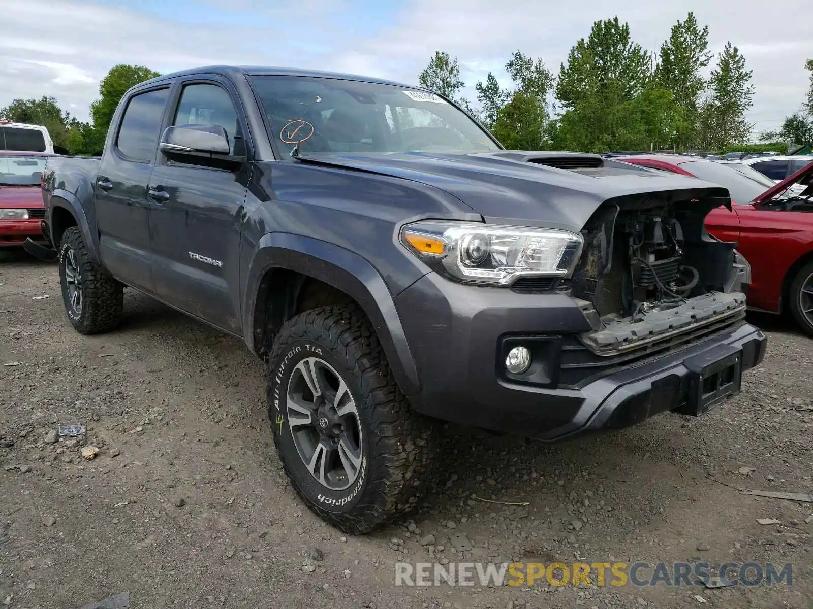 1 Photograph of a damaged car 5TFCZ5AN2KX173104 TOYOTA TACOMA 2019