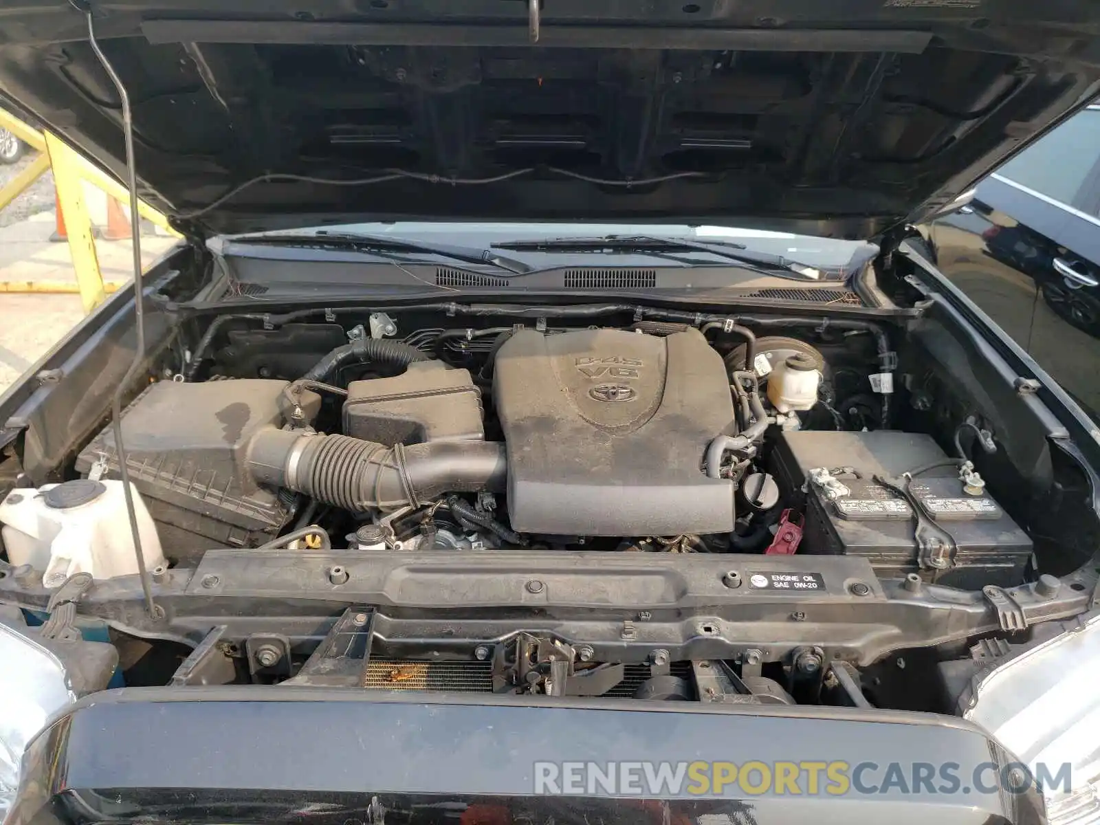 7 Photograph of a damaged car 5TFCZ5AN2KX173460 TOYOTA TACOMA 2019